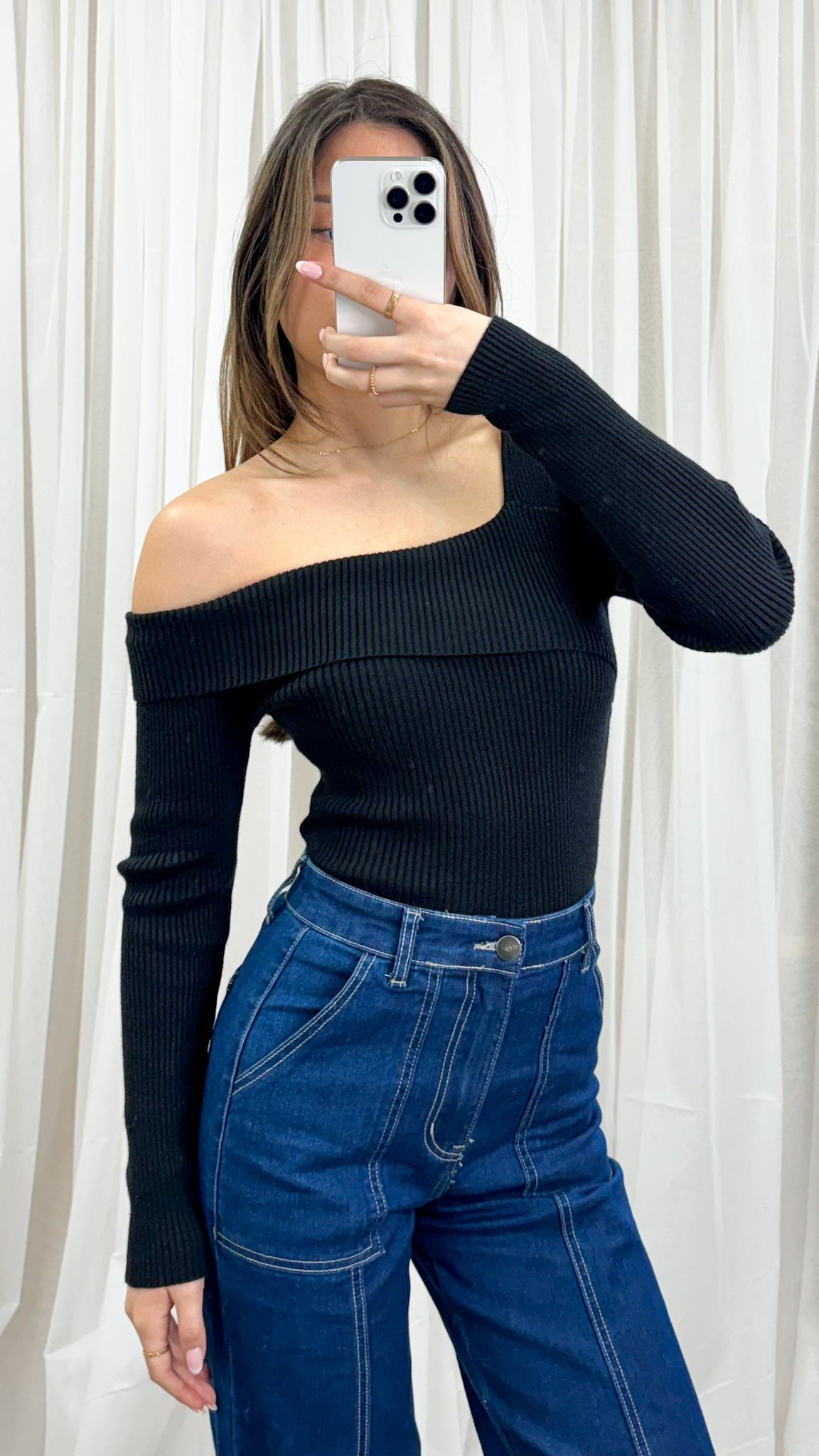 LEXUS KNIT TOP - BLACK