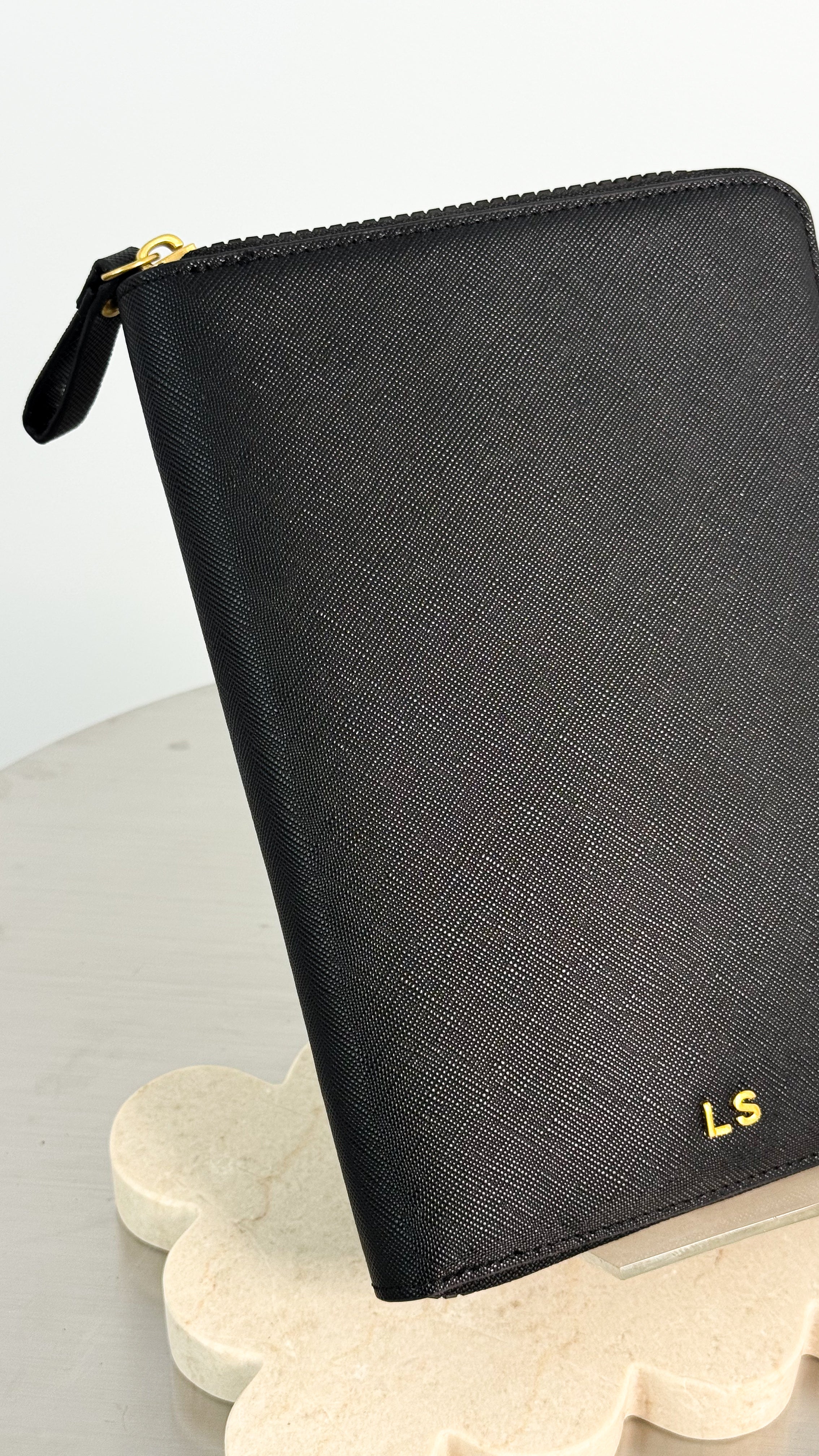 TRAVEL WALLET - BLACK