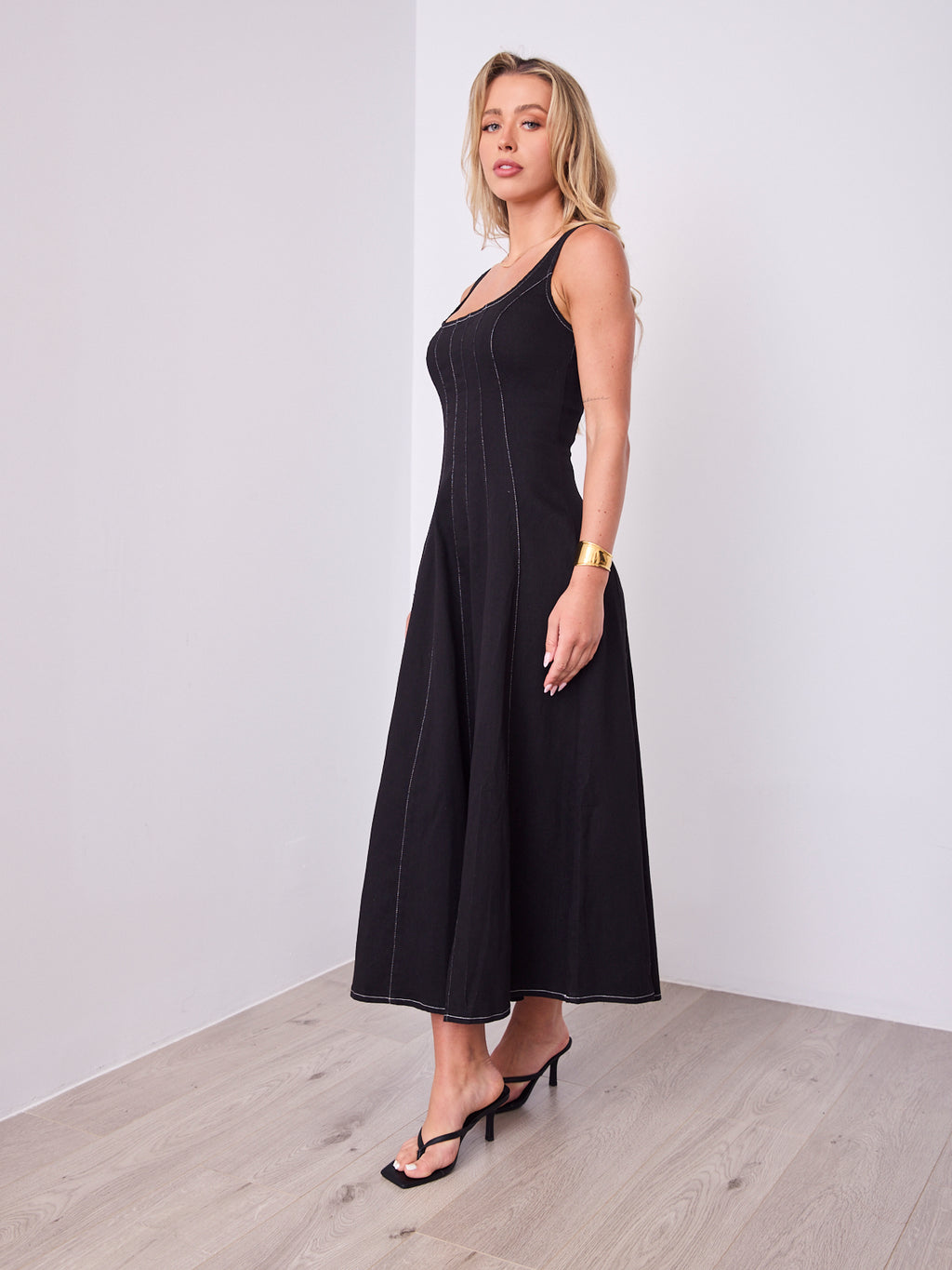 EVE DENIM DRESS - BLACK