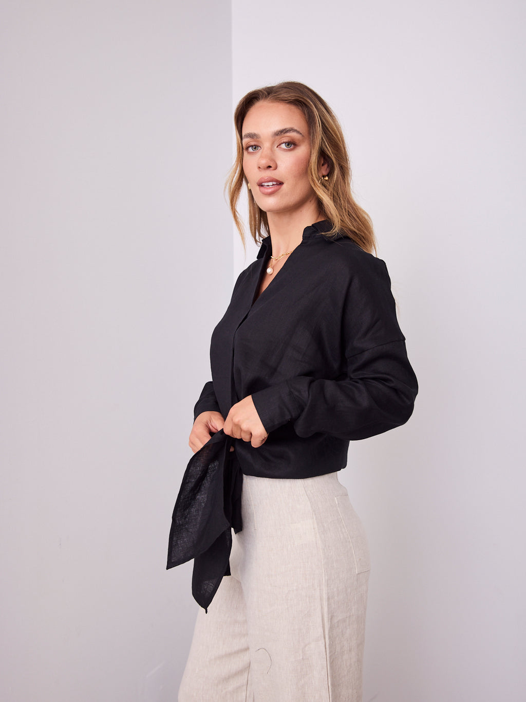 COMO LONG SLEEVE LINEN SHIRT - BLACK