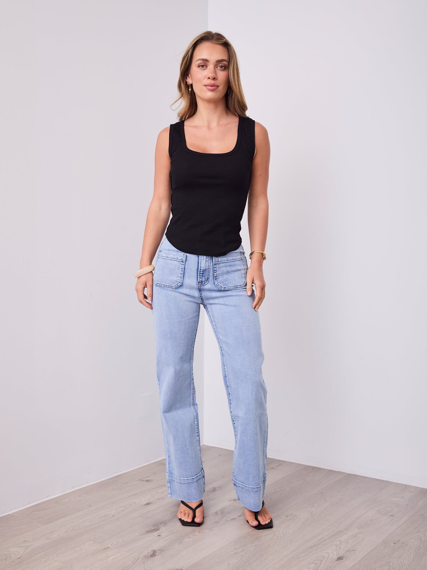 SATURDAY TANK TOP - BLACK