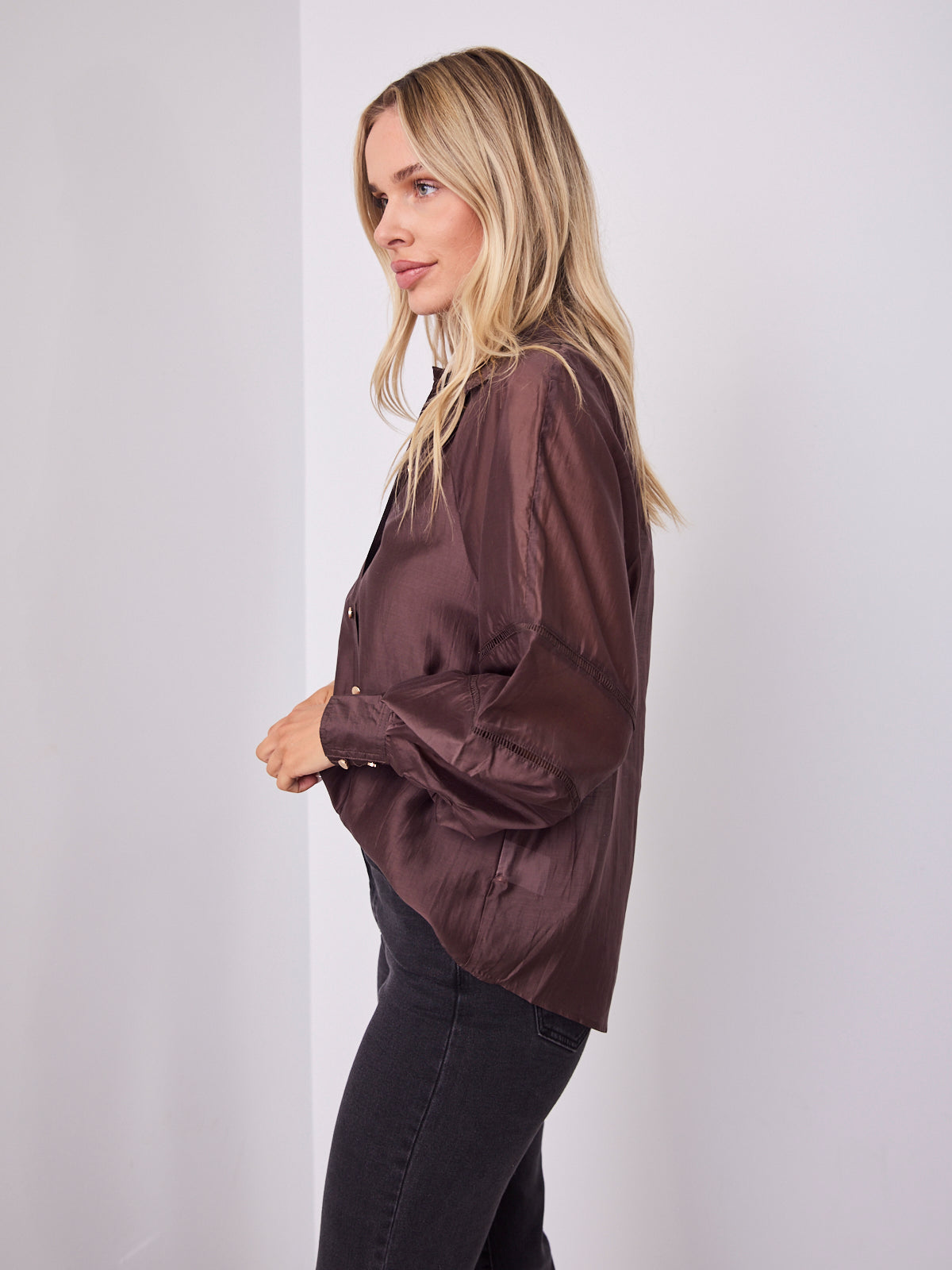 AMORE BLOUSE - CHOCOLATE