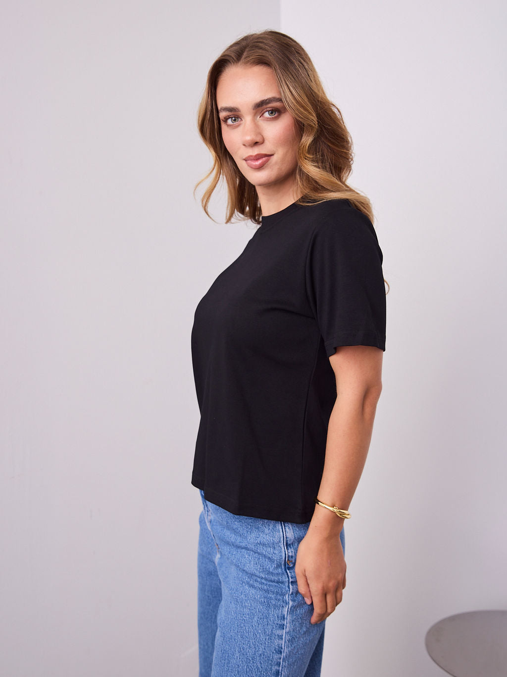 LENNON TEE - BLACK