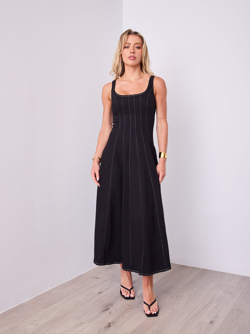 EVE DENIM DRESS - BLACK