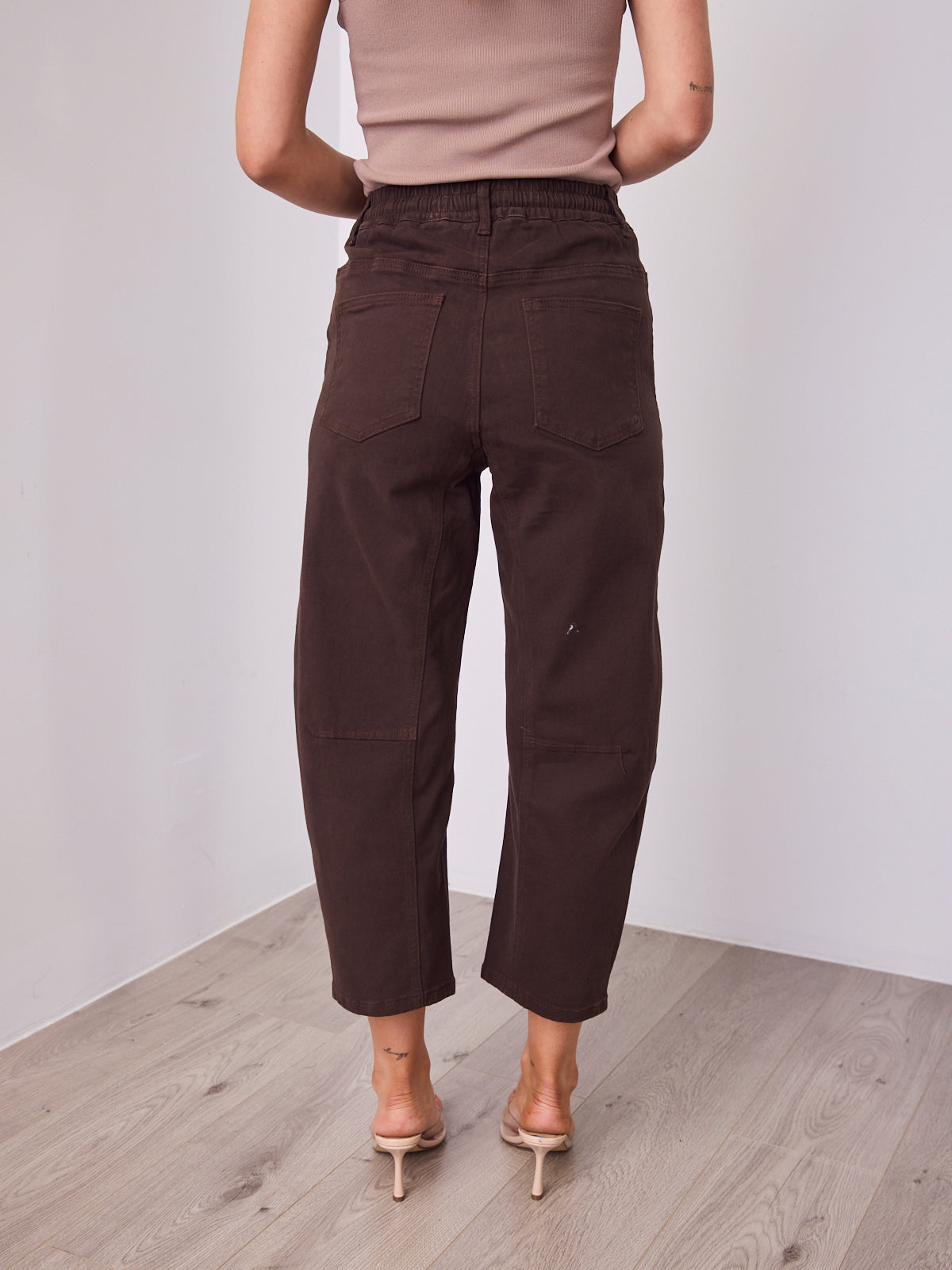 JASON BARREL JOGGERS - CHOCOLATE