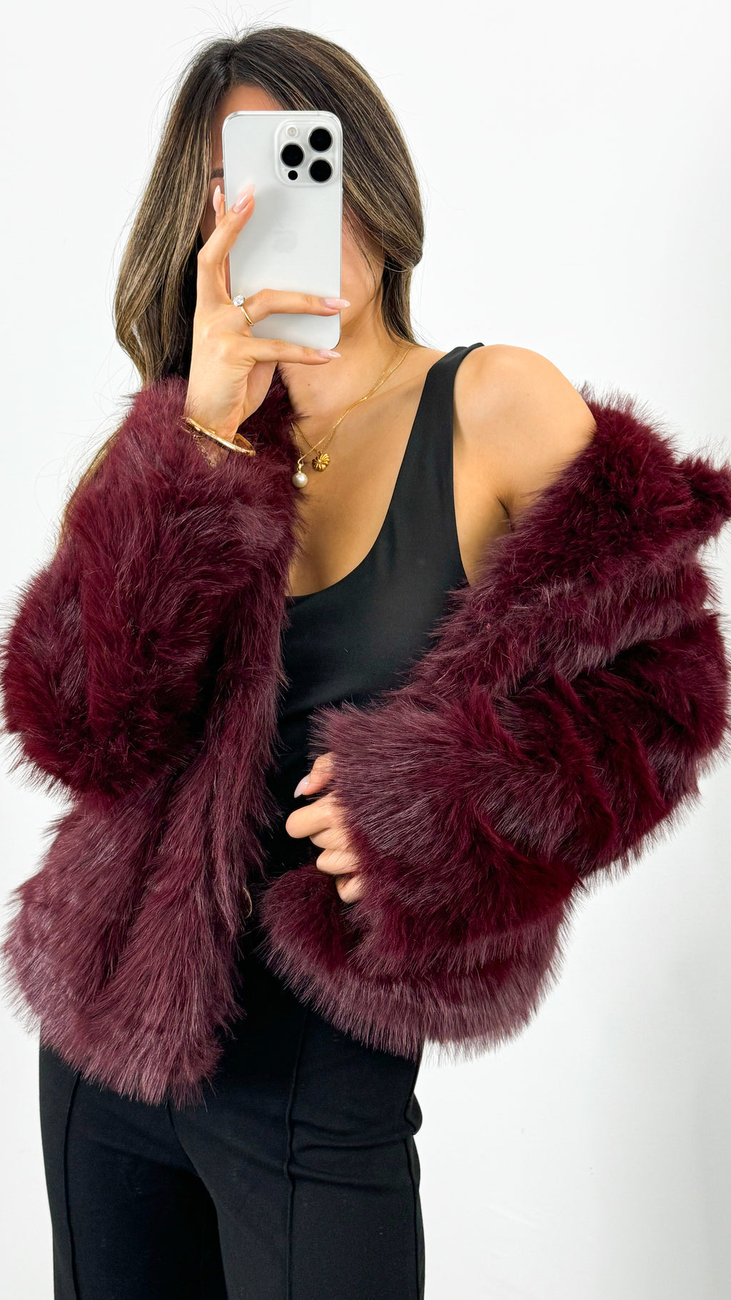 SASKIA FAUX FUR OVERSIZED JACKET - WINE