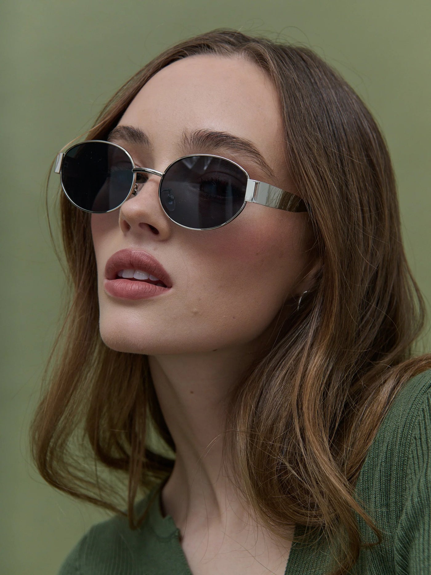 HELENA OVAL SUNNIES - SILVER/BLACK