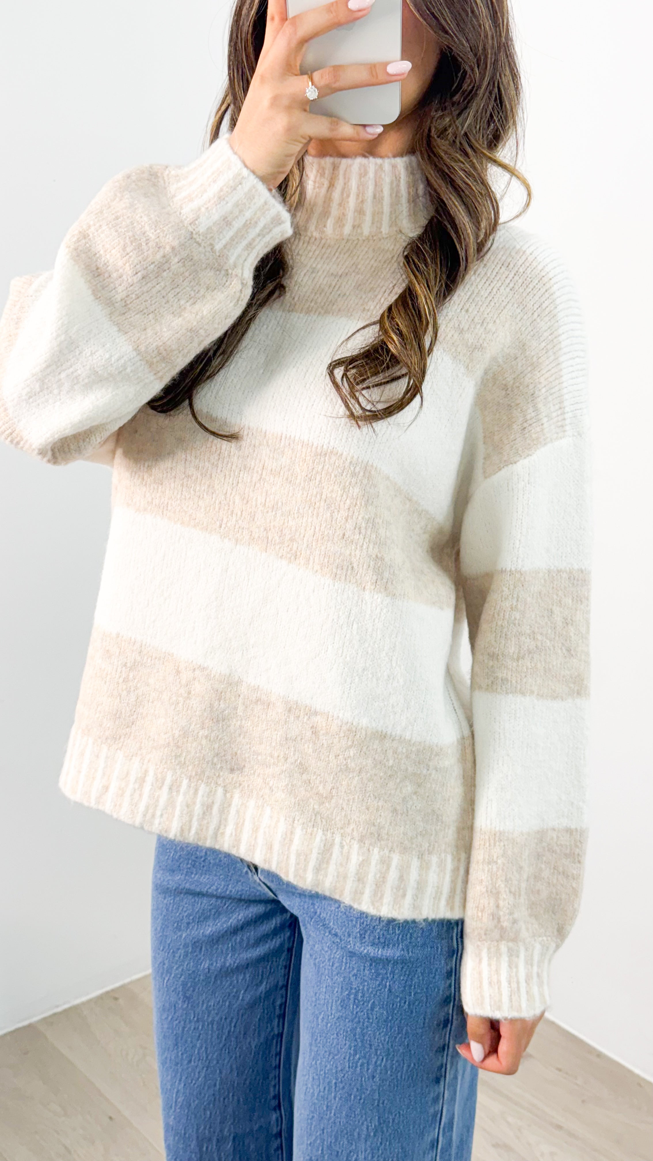 BESSIE BLOCK STRIPE KNIT - LATTE/WHITE