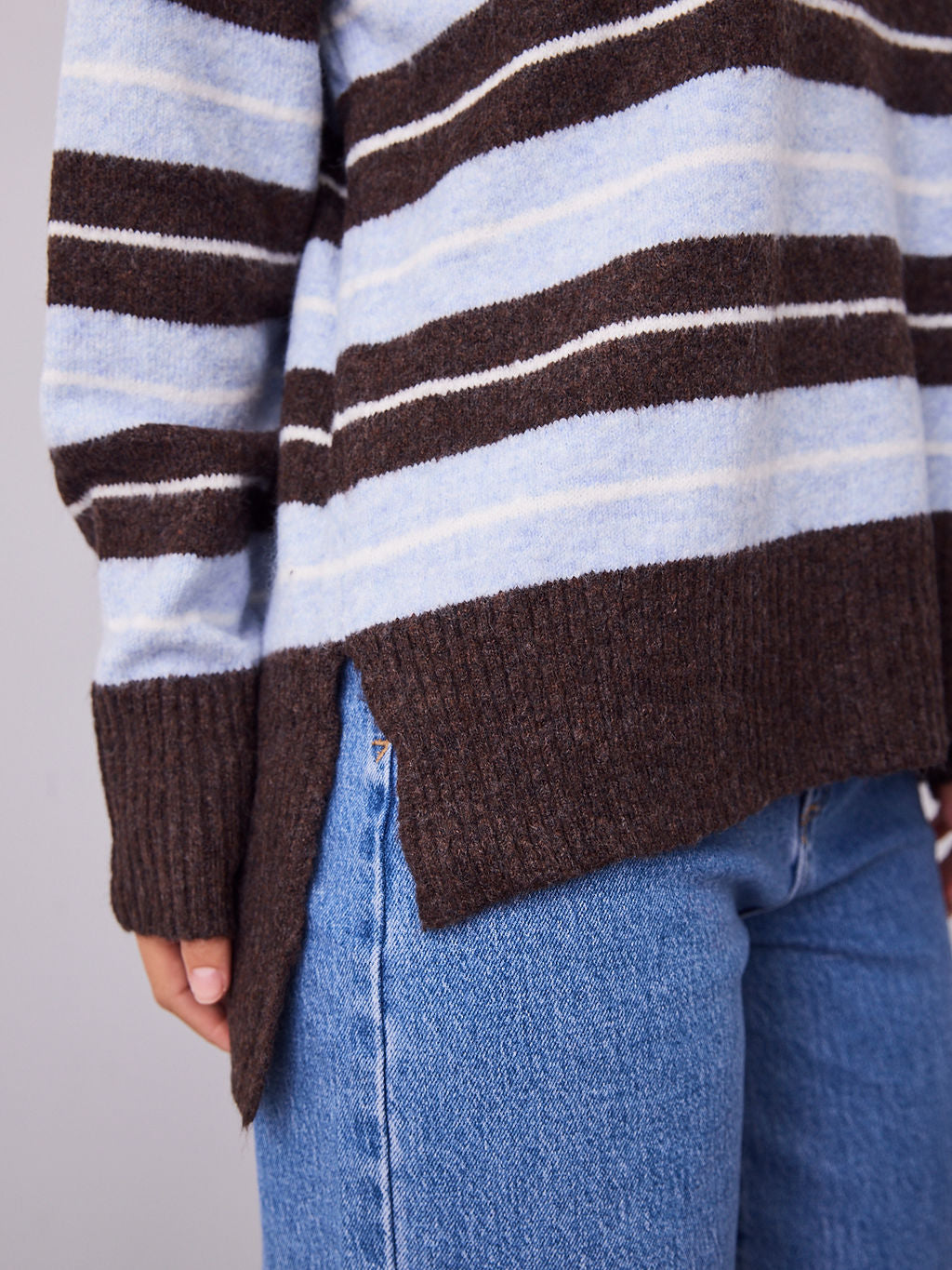CHARLES KNIT - BLUE/CHOCOLATE