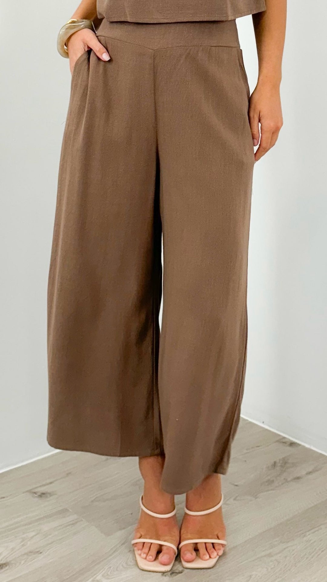 MEMPHIS 7/8 LINEN PANT - CHOCOLATE