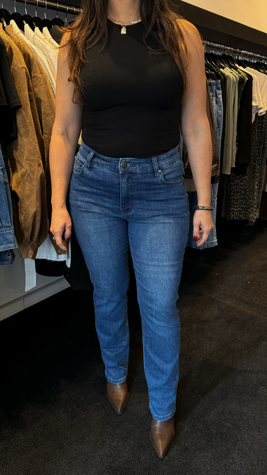 CARLTON STRETCH STRAIGHT LEG JEAN - DARK BLUE WASH