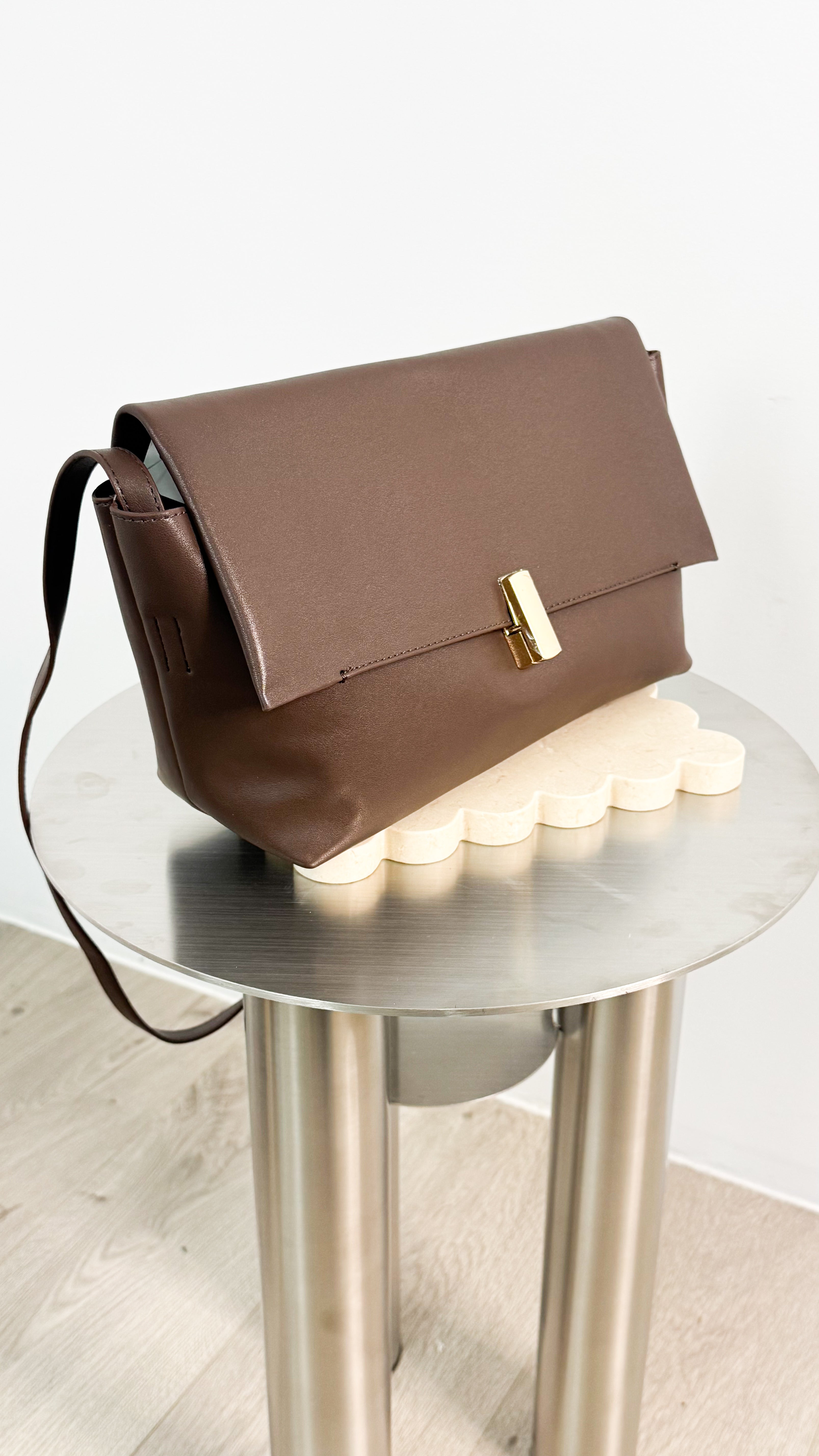 NOVA CLUTCH BAG -CHOCOLATE