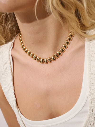 CHUNKY CHAIN STATEMENT NECKLACE - GOLD