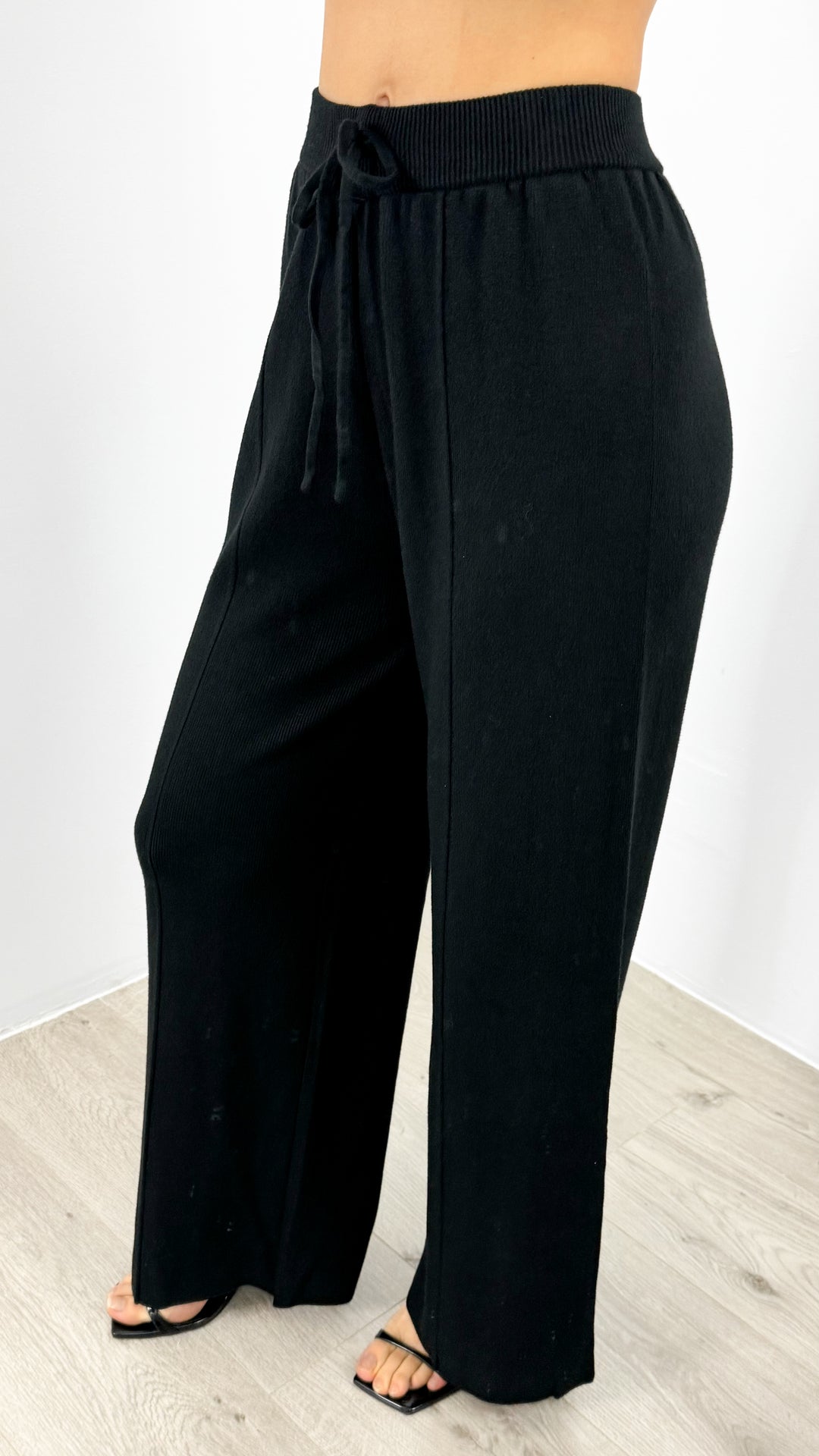 DELTA KNIT PANT - BLACK