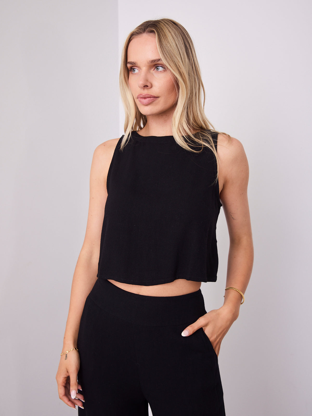 MEMPHIS TOP - BLACK