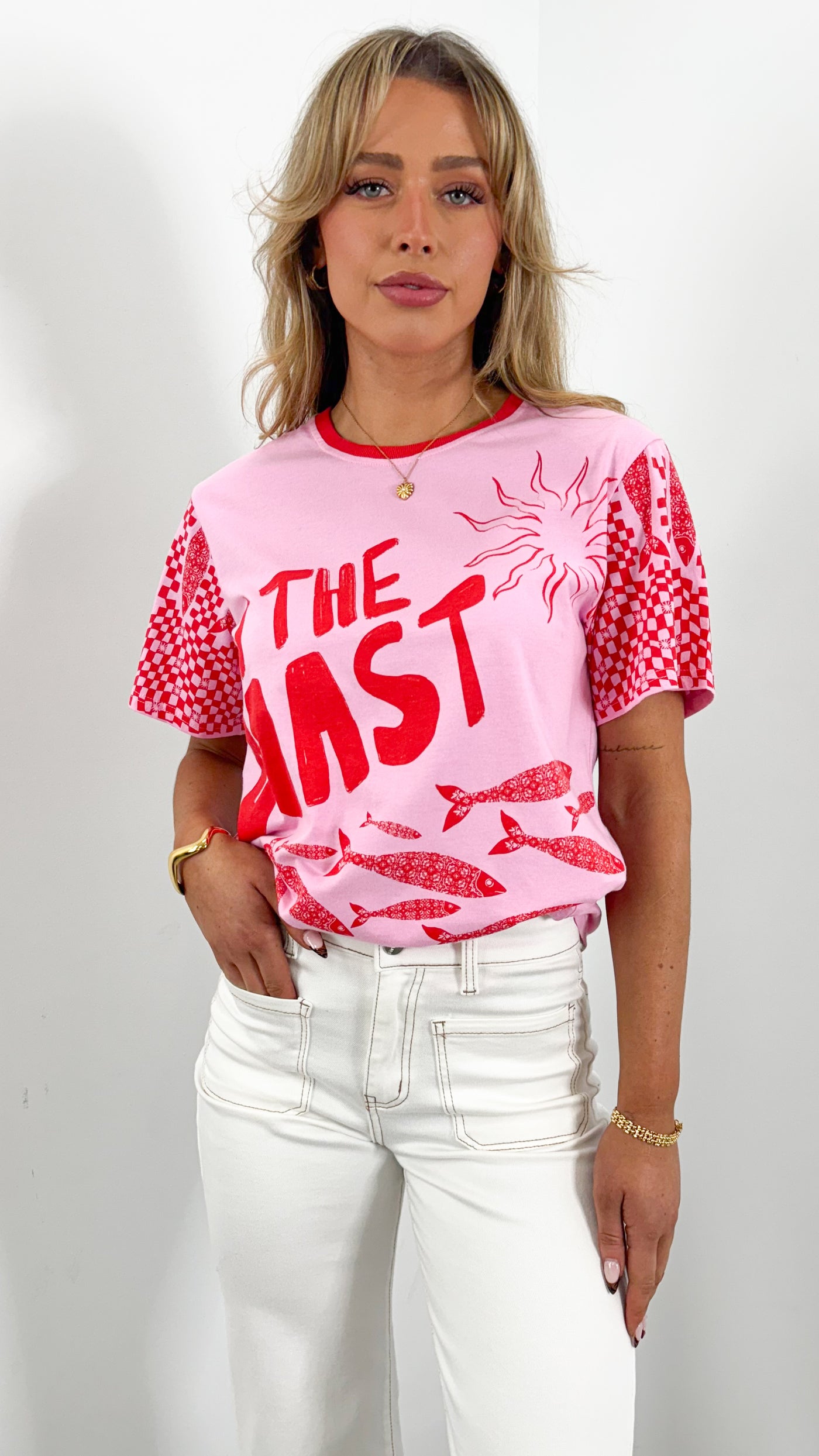 ON THE COAST TEE - PINK