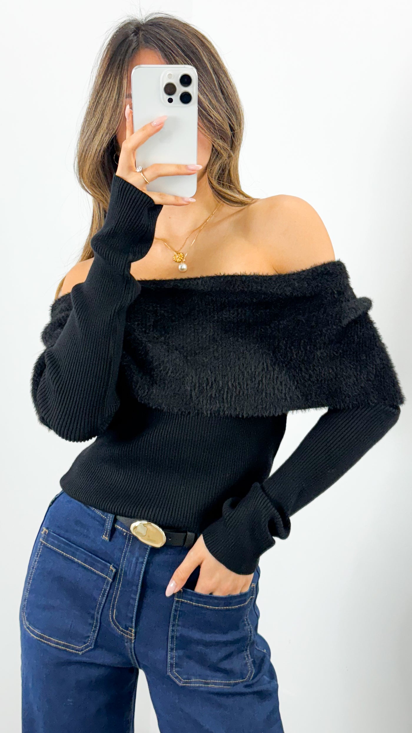 CARLY OFF SHOULDER KNIT TOP - BLACK