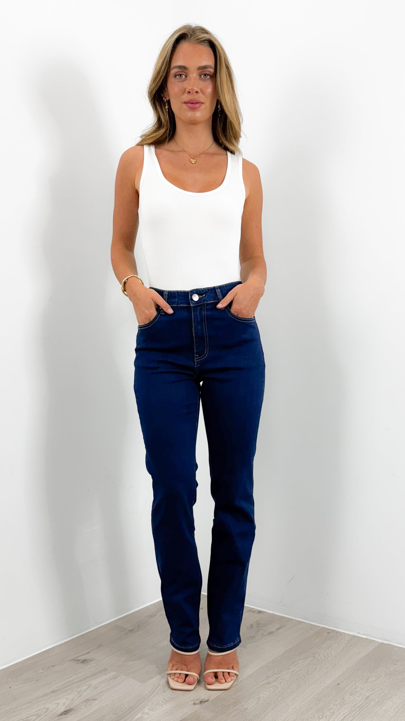 CARLTON STRETCH STRAIGHT LEG JEAN - NAVY