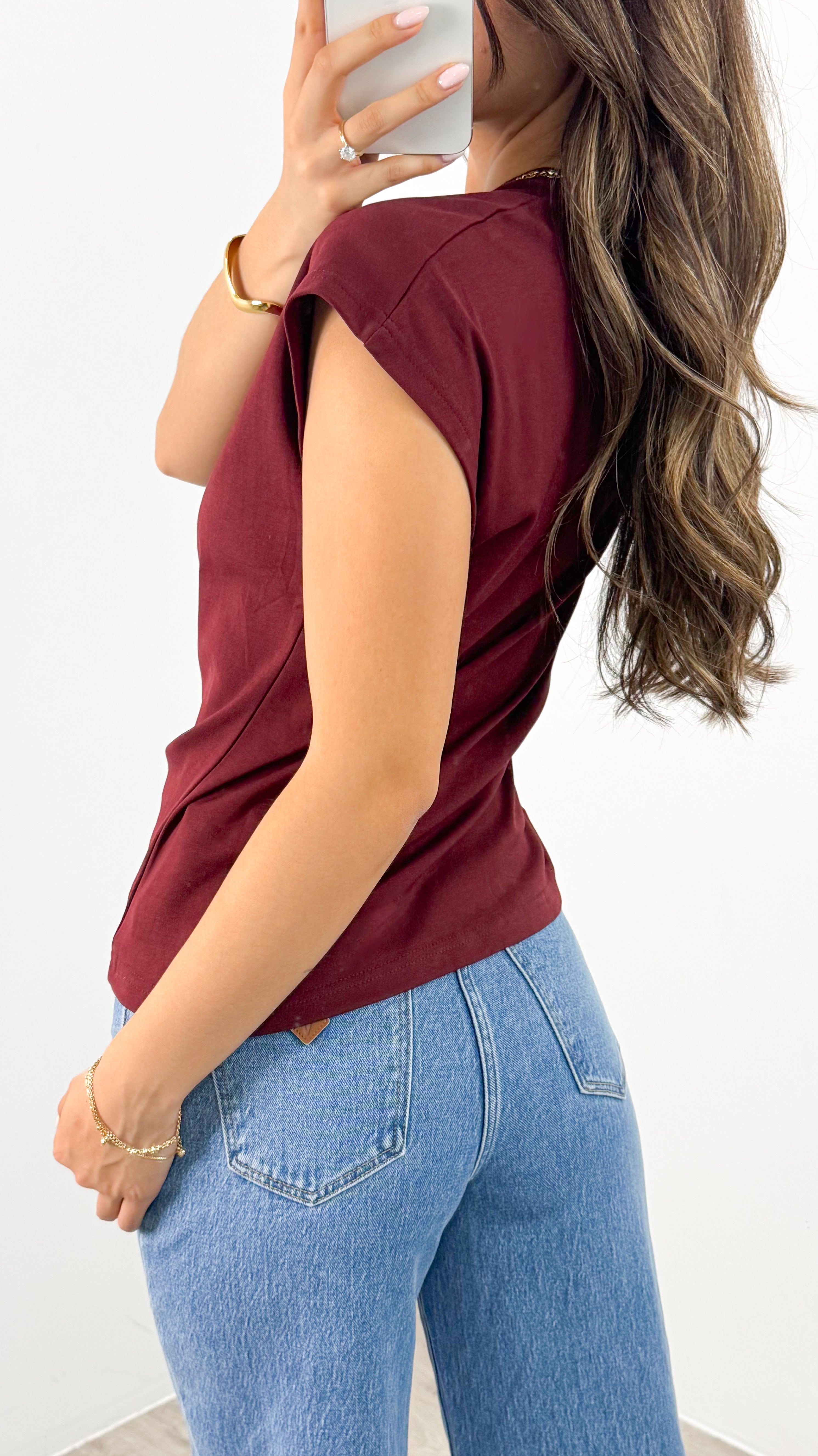 ELISHA TEE - WINE