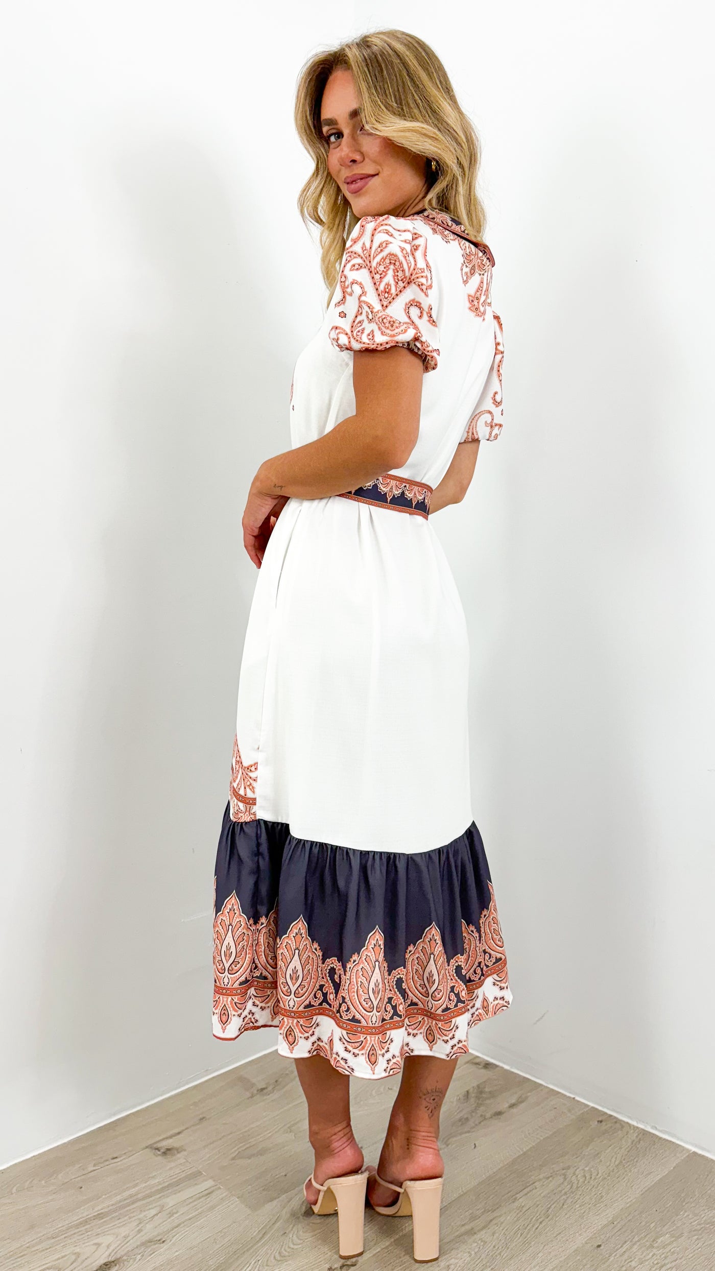 DARLOE MIDI DRESS - WHITE