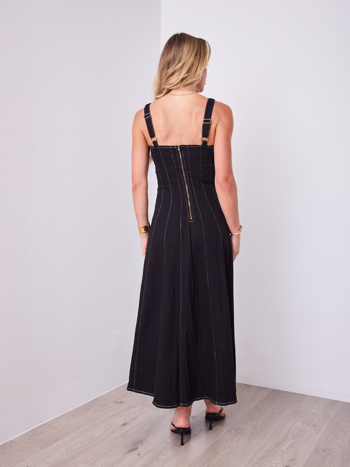 EVE DENIM DRESS - BLACK