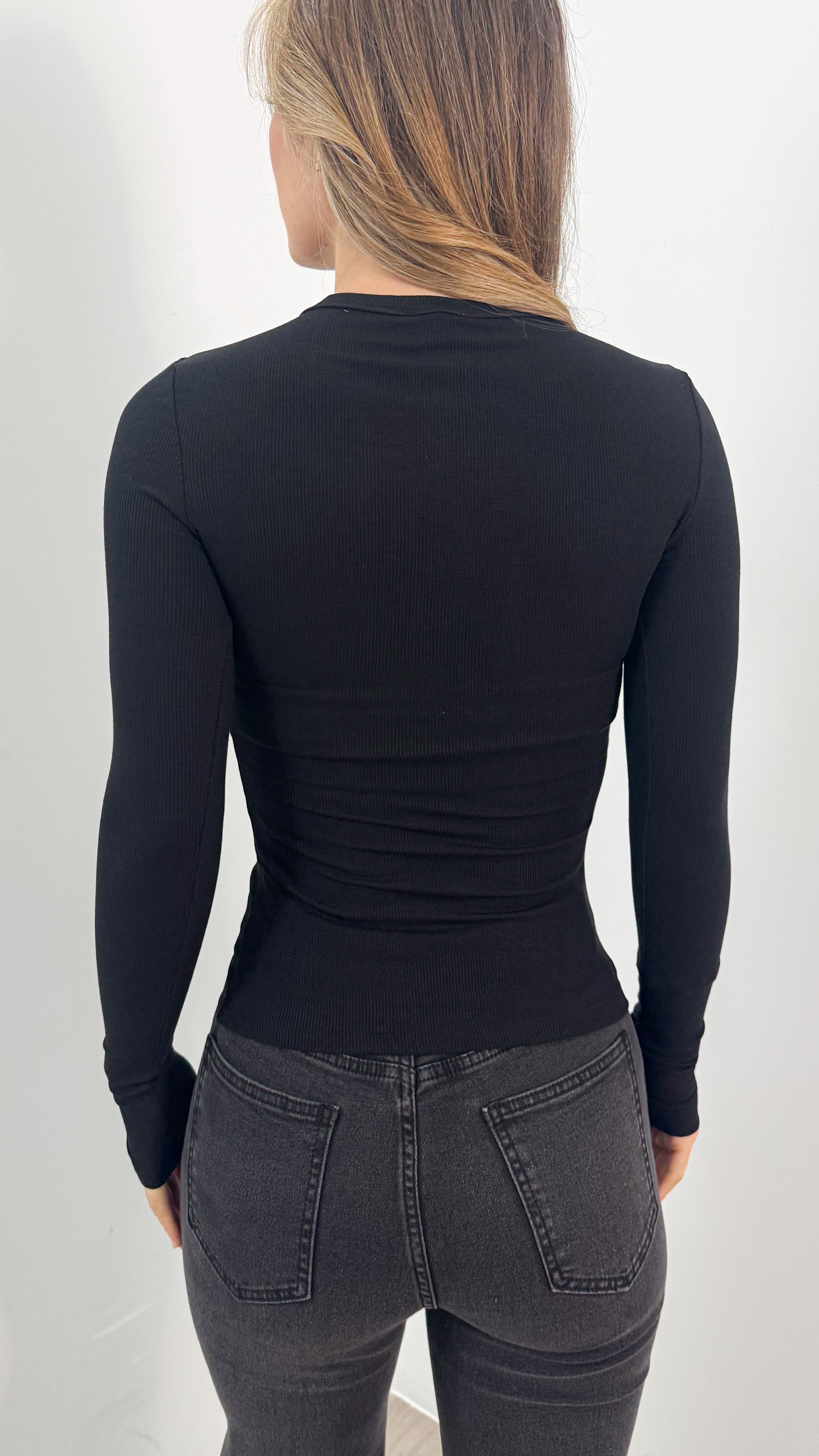 KAYLA TOP - BLACK