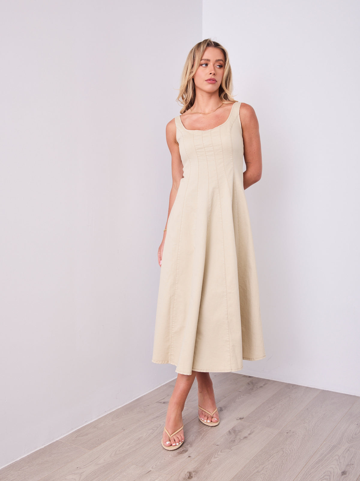 EVE DENIM DRESS - BEIGE