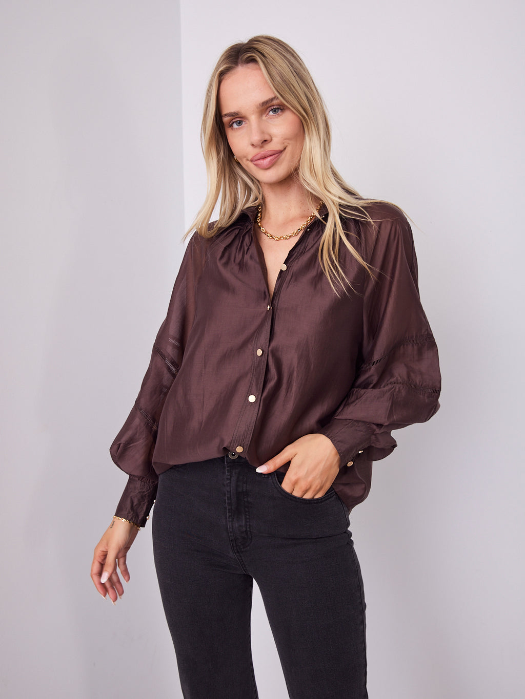 AMORE BLOUSE - CHOCOLATE