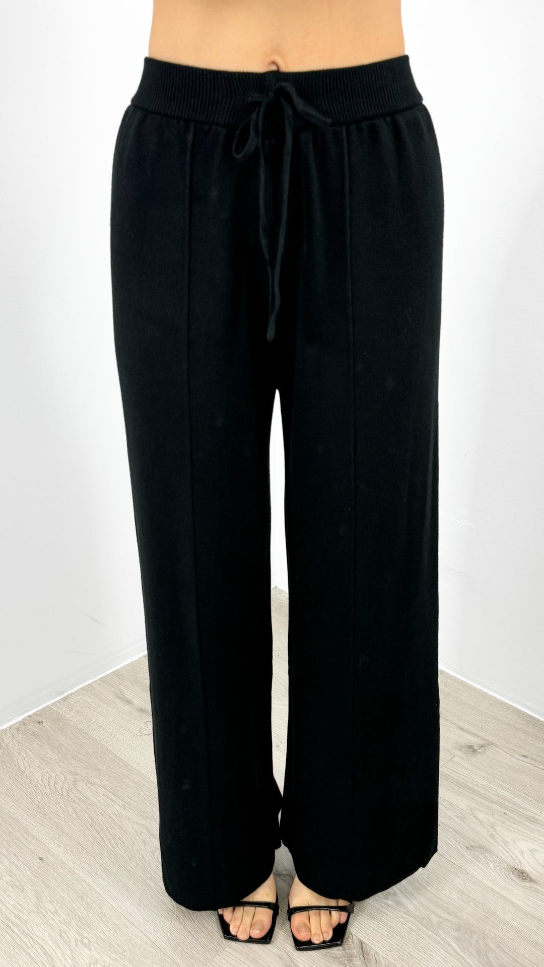 DELTA KNIT PANT - BLACK
