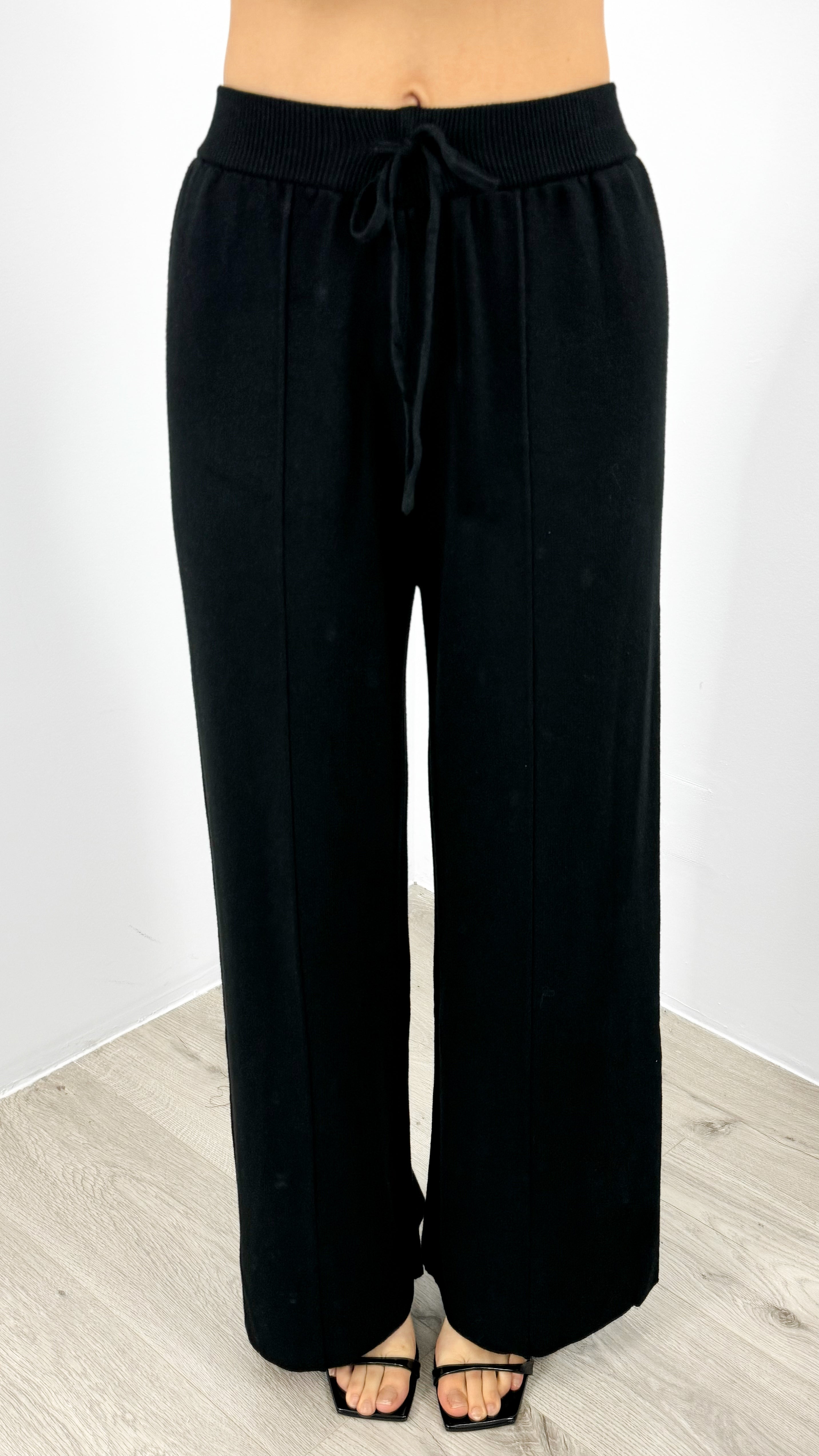 DELTA KNIT PANT - BLACK