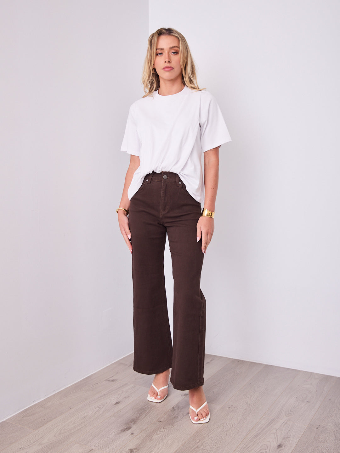 AMBER TUCK TEE - WHITE