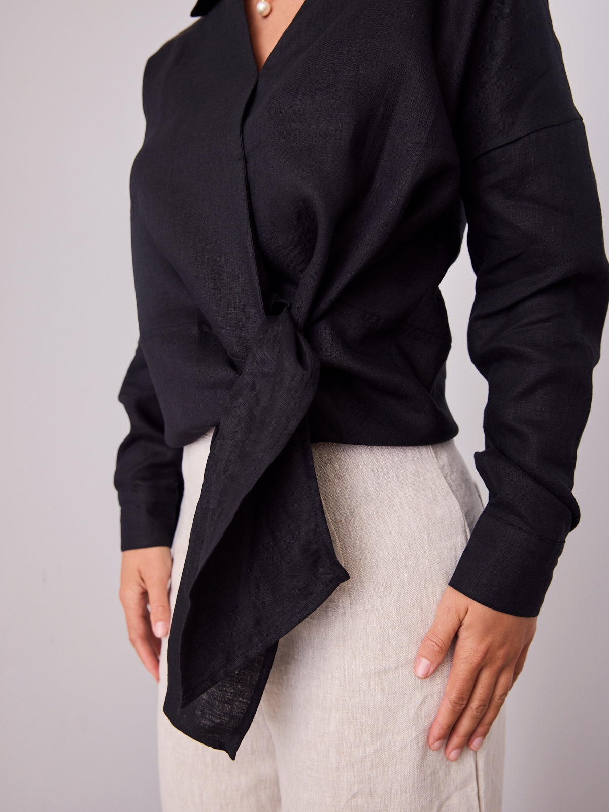 COMO LONG SLEEVE LINEN SHIRT - BLACK