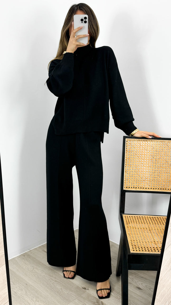 DELTA KNIT TOP - BLACK