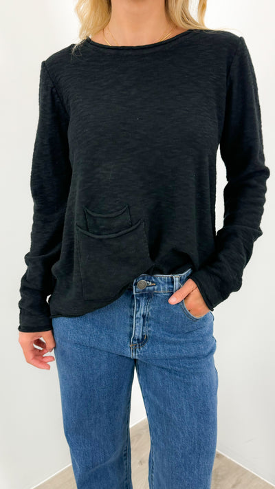 RIVER POCKET KNIT TOP - BLACK