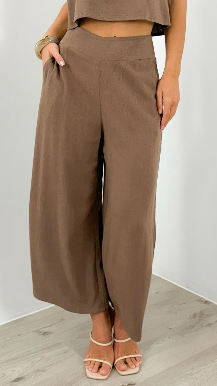 MEMPHIS 7/8 LINEN PANT - CHOCOLATE