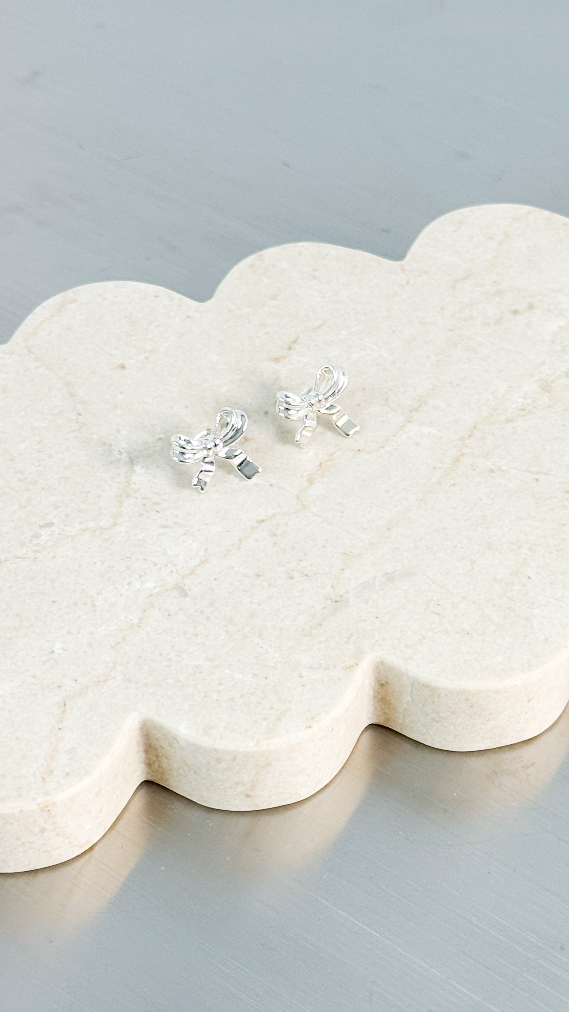 BOW STUD STERLING SILVER PLATED EARRINGS - SILVER