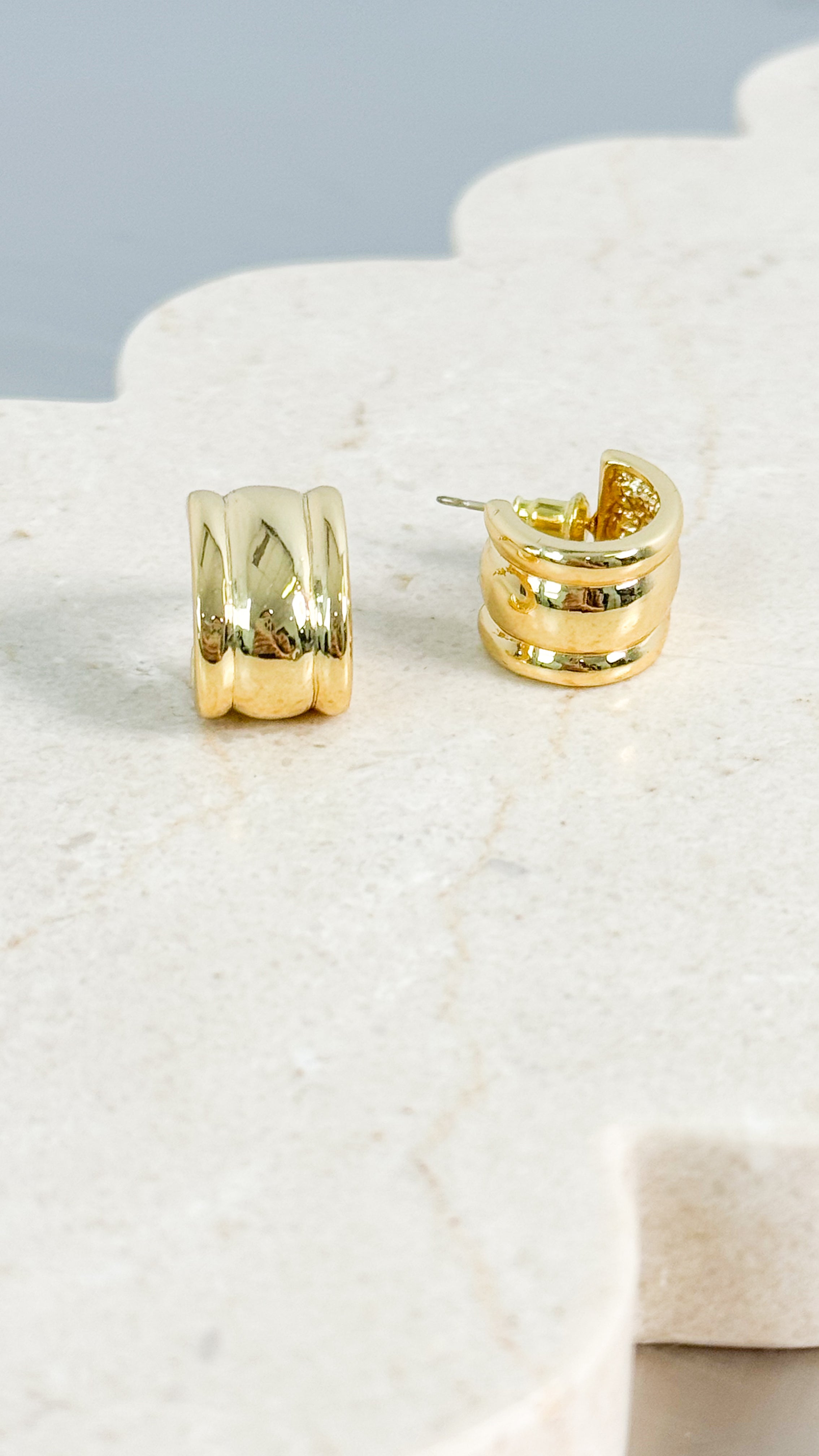 KAIA EVERYDAY 18K GOLD PLATED EARRINGS - GOLD