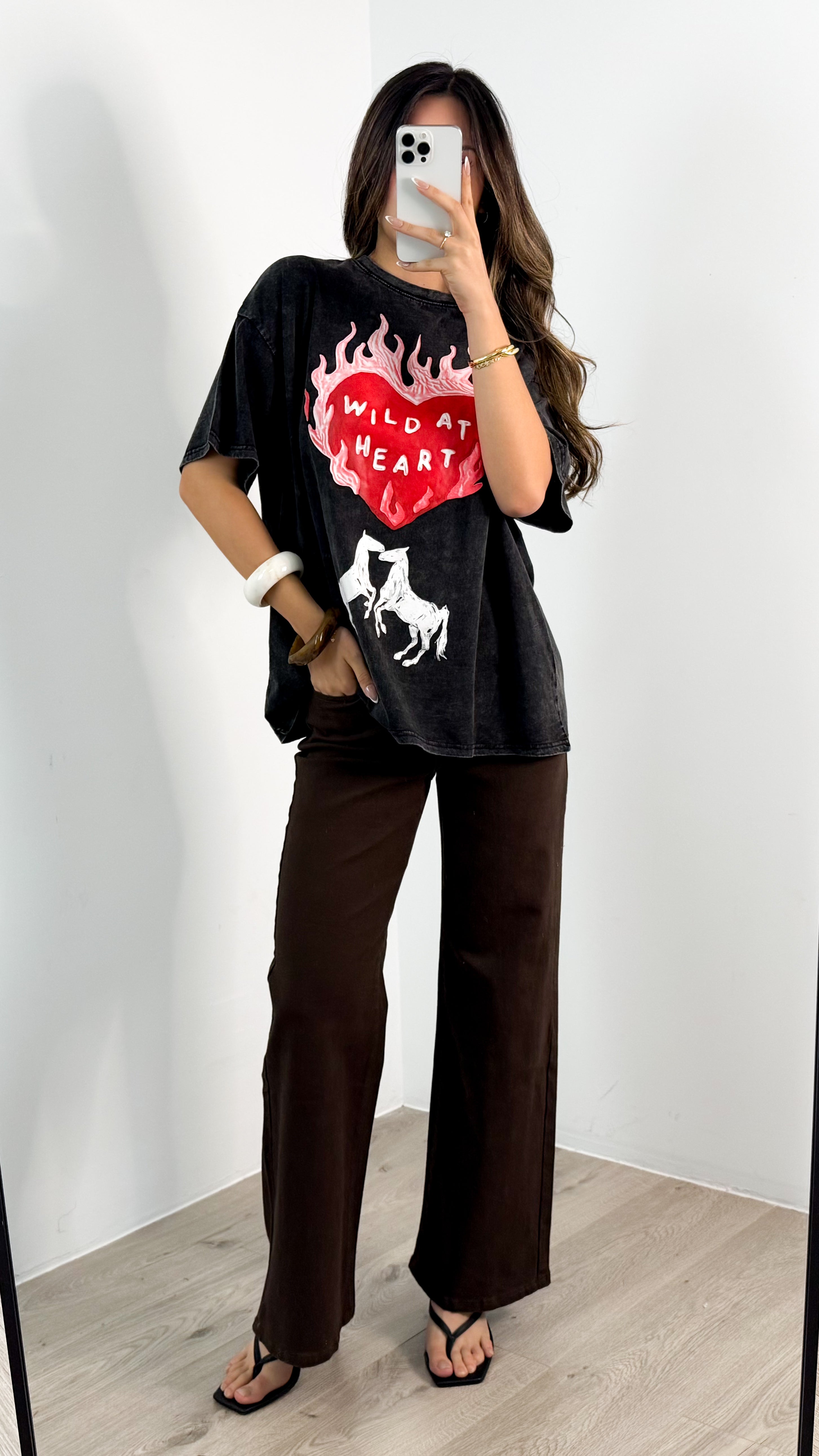 WILD AT HEART TEE - BLACK