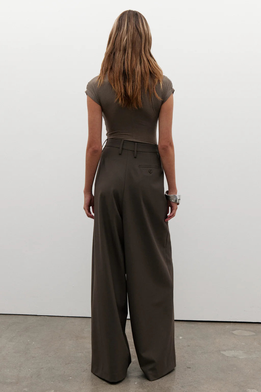 'BAYSE' AMRITA SLEEVELESS BODYSUIT - MINK