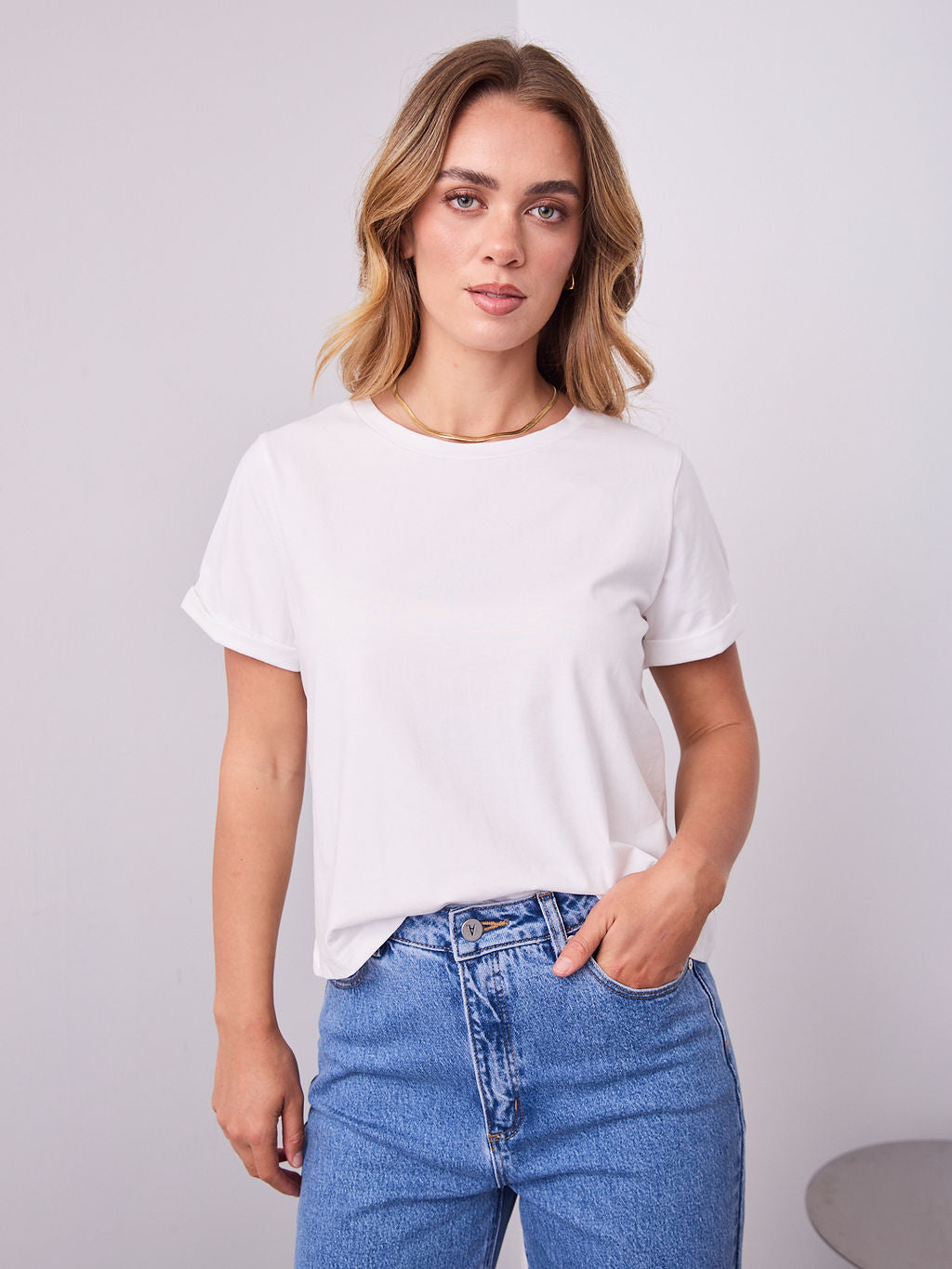 CARLO TEE - WHITE