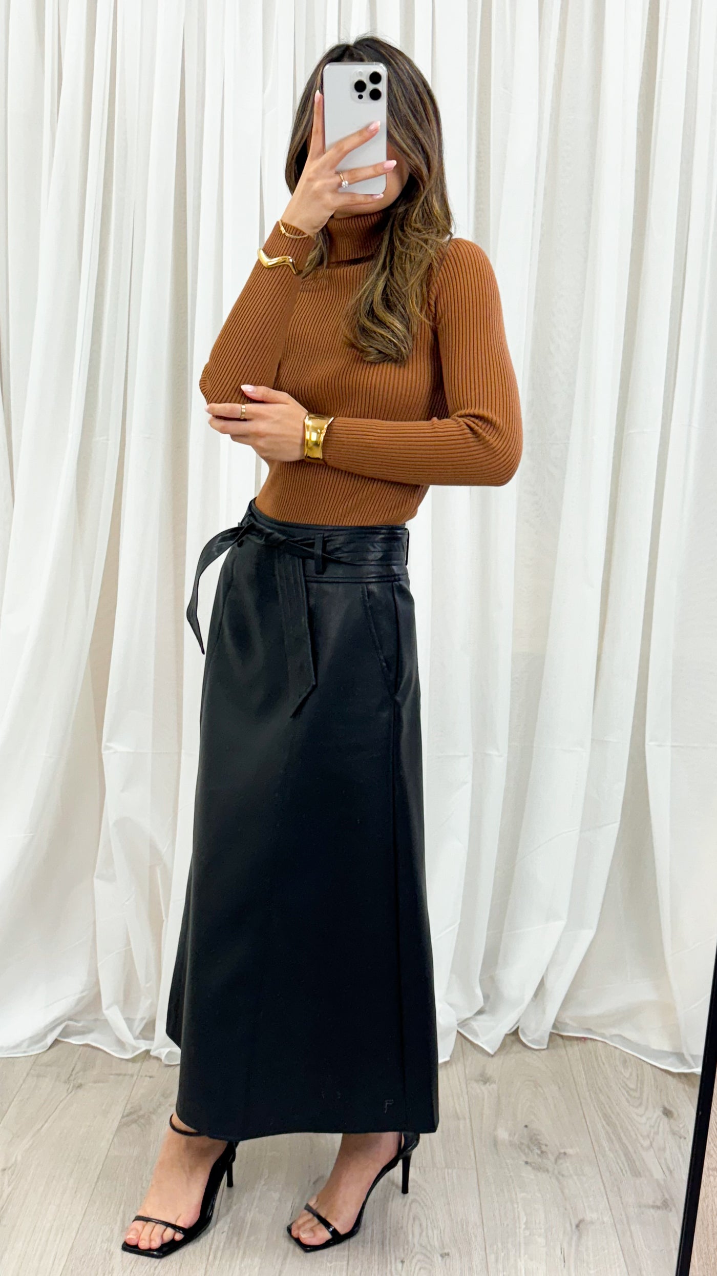 CYNTHIA PU SKIRT - BLACK