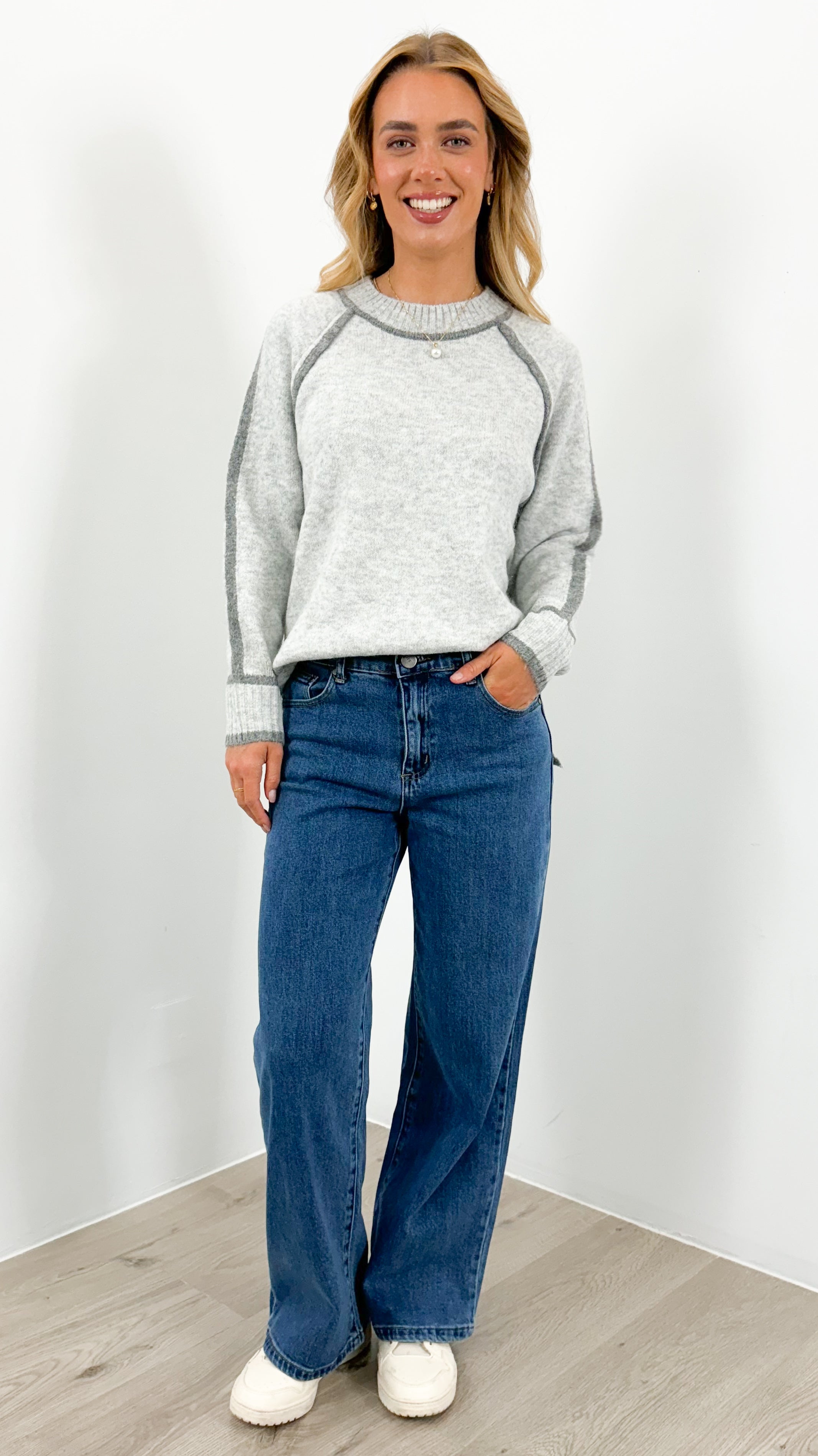 NAOMI KNIT - GREY