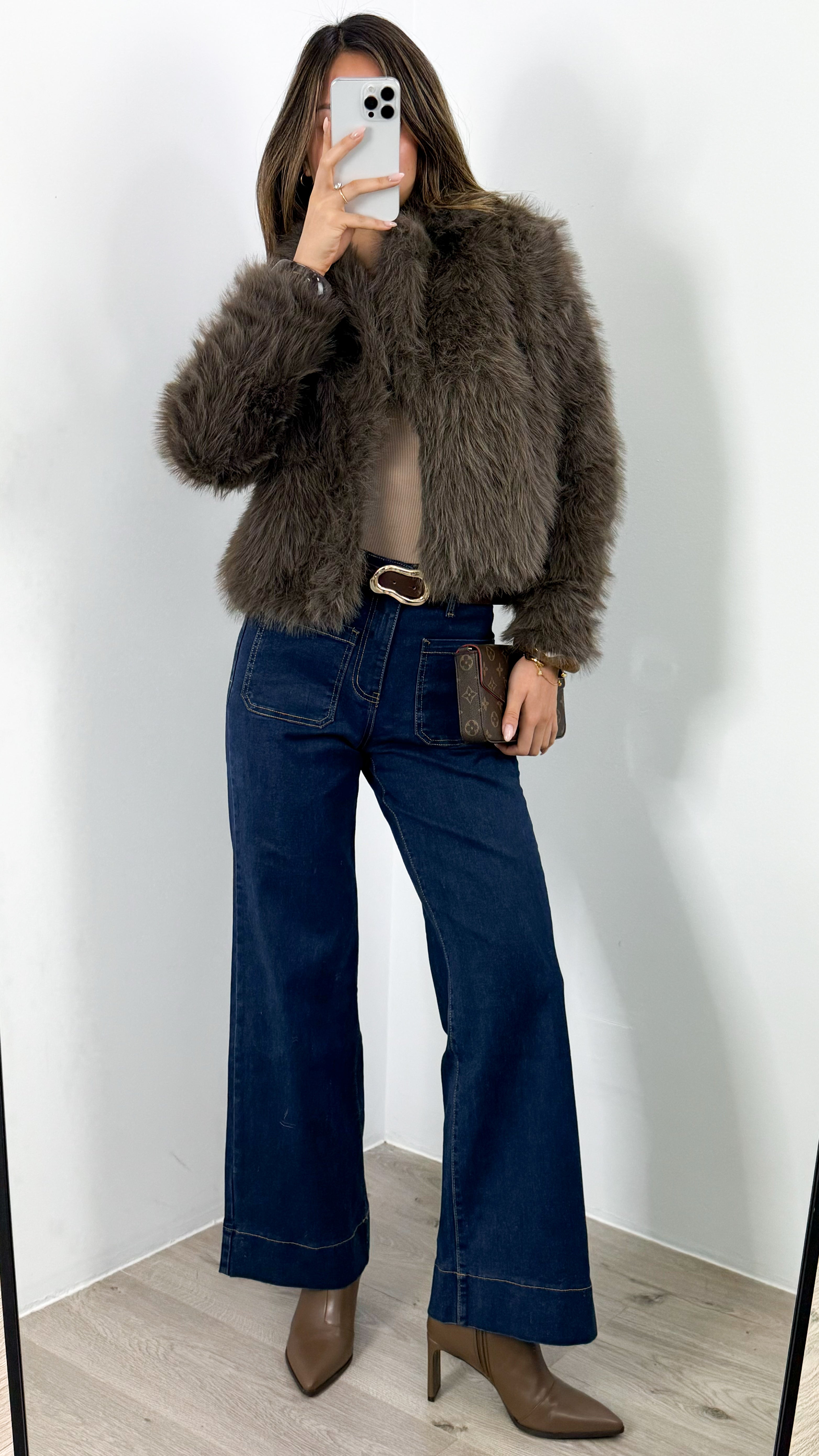 CHICAGO FAUX FUR JACKET - MOCHA