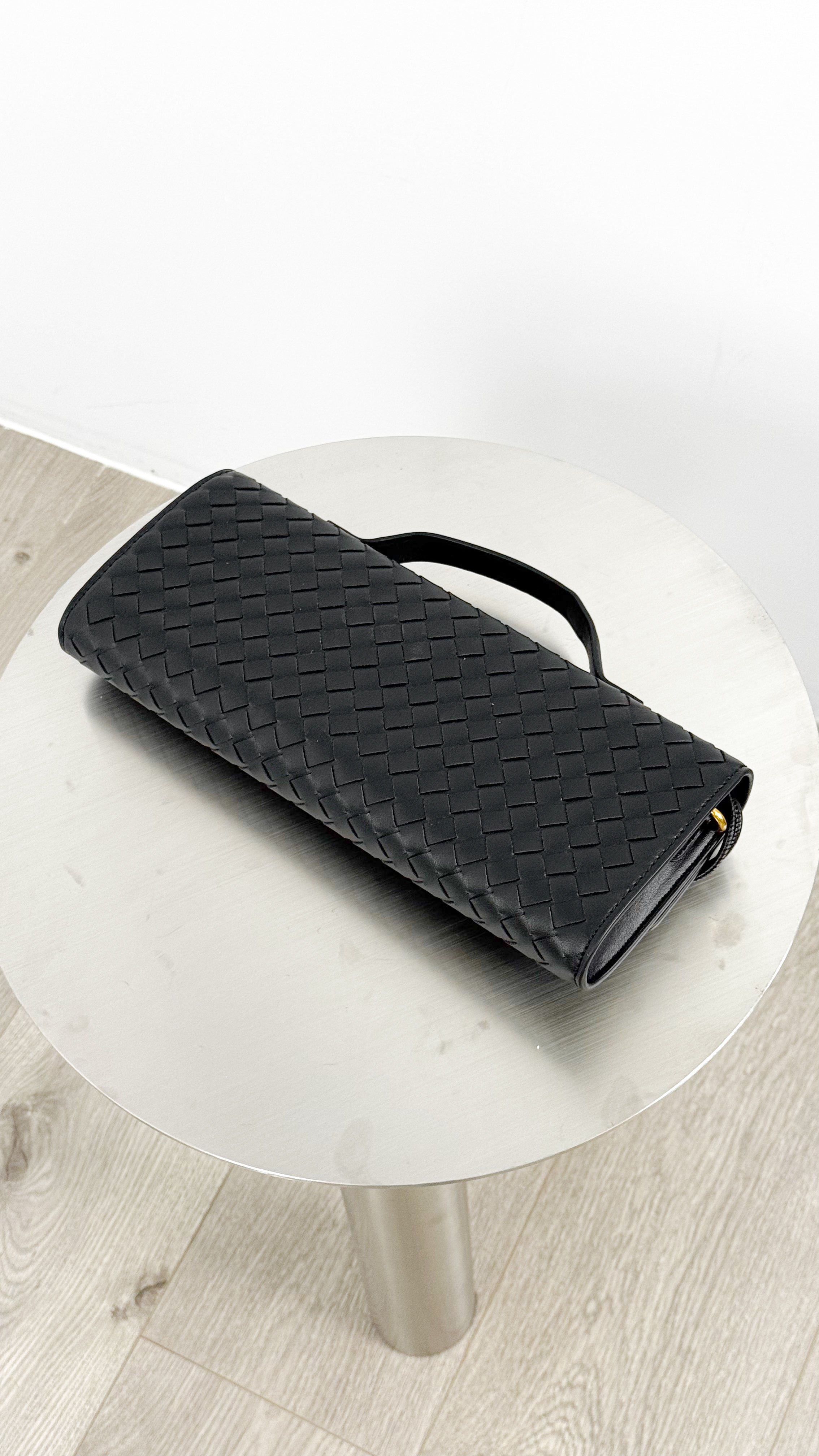 PALOMA CLUTCH - BLACK