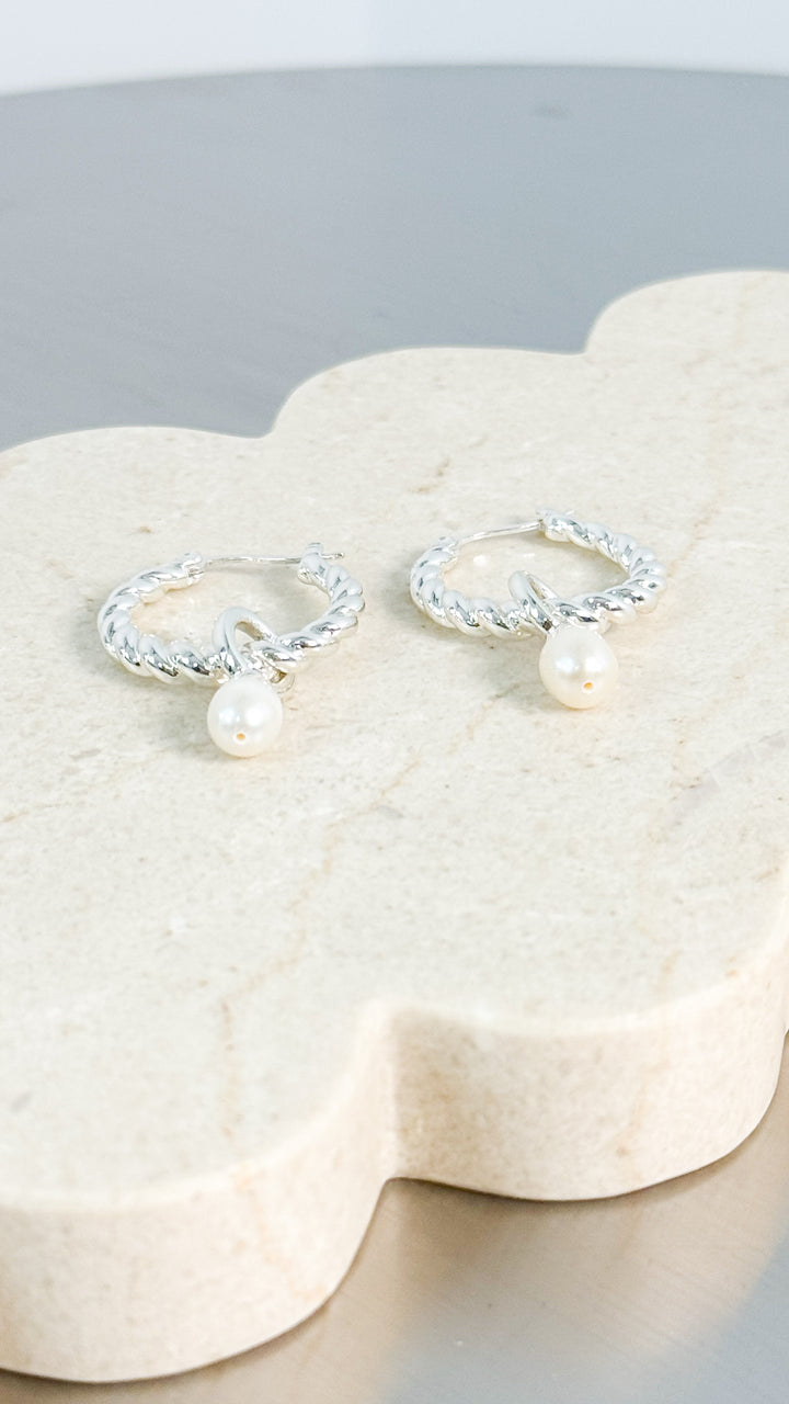 TWIST PEARL SILVER PLATED DROP EARRINGS - SILVER
