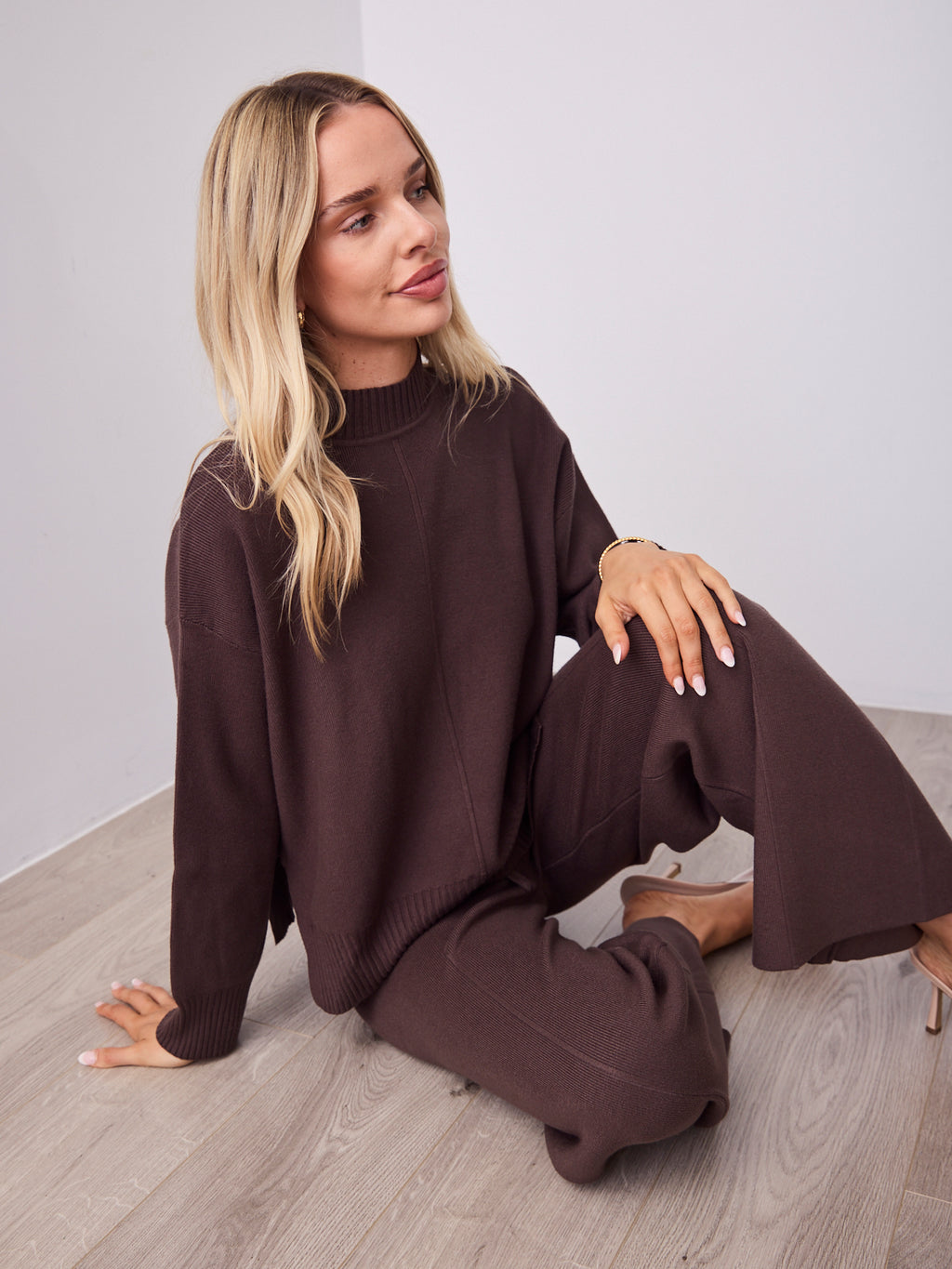 DELTA KNIT TOP - ESPRESSO