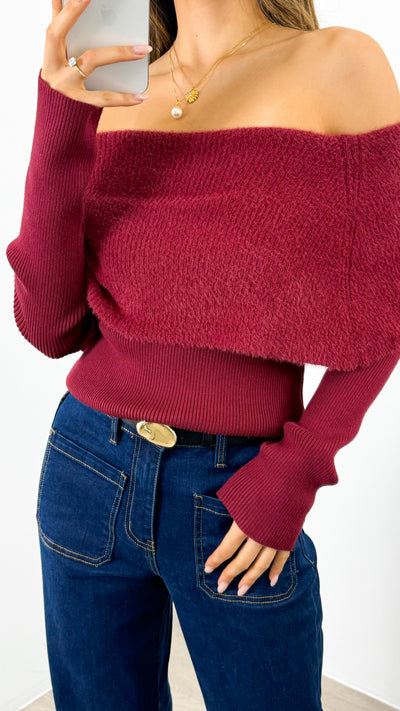 CARLY OFF SHOULDER KNIT TOP - WINE