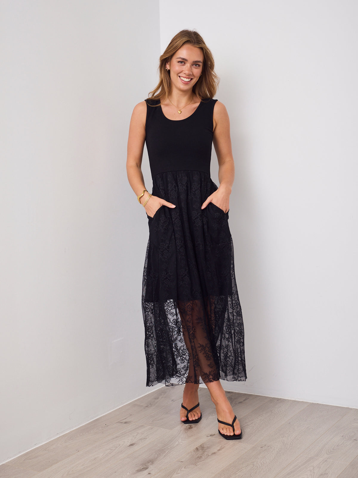 ALLISON LACE TANK DRESS -BLACK