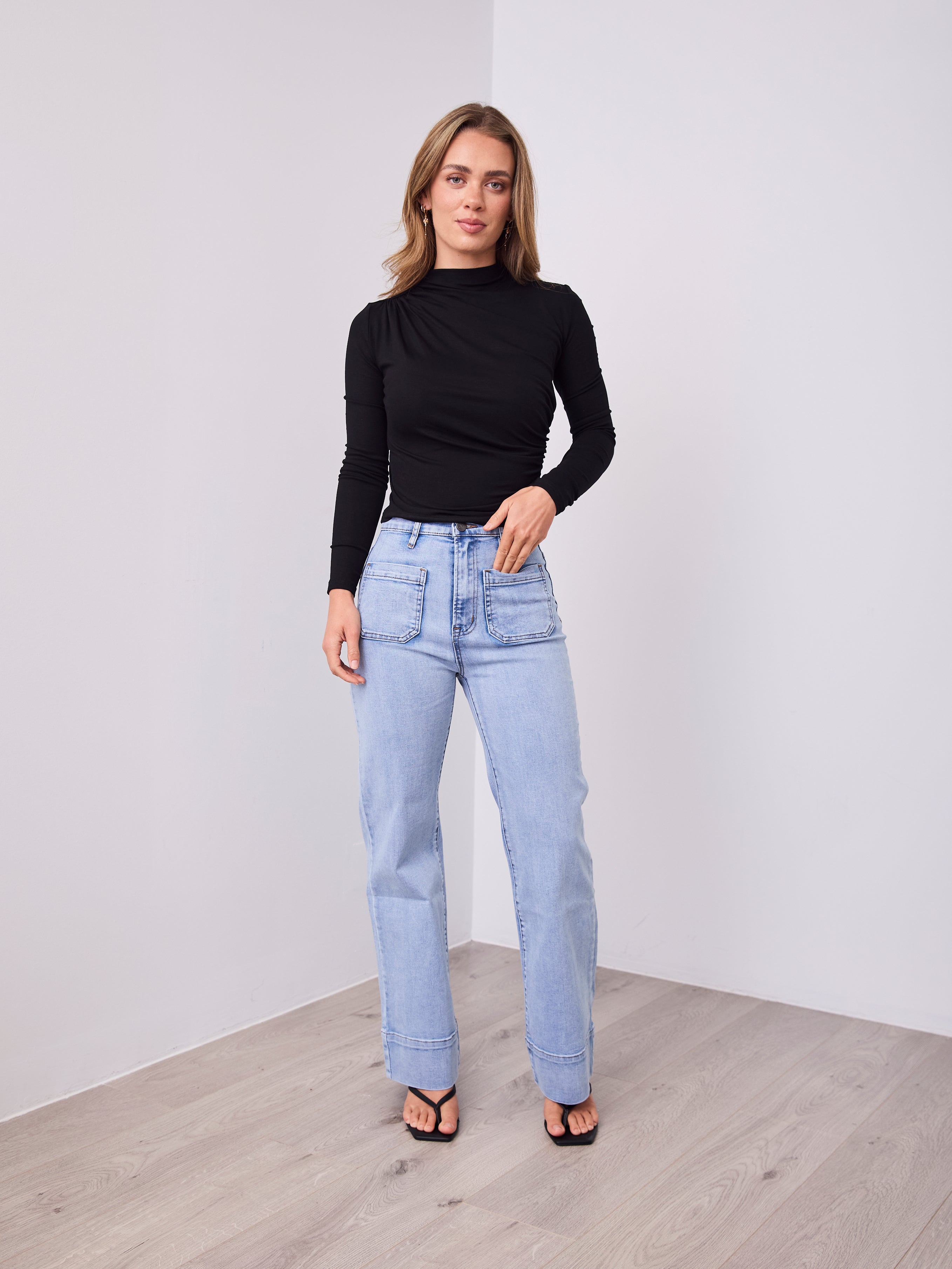 COLEMAN TOP - BLACK
