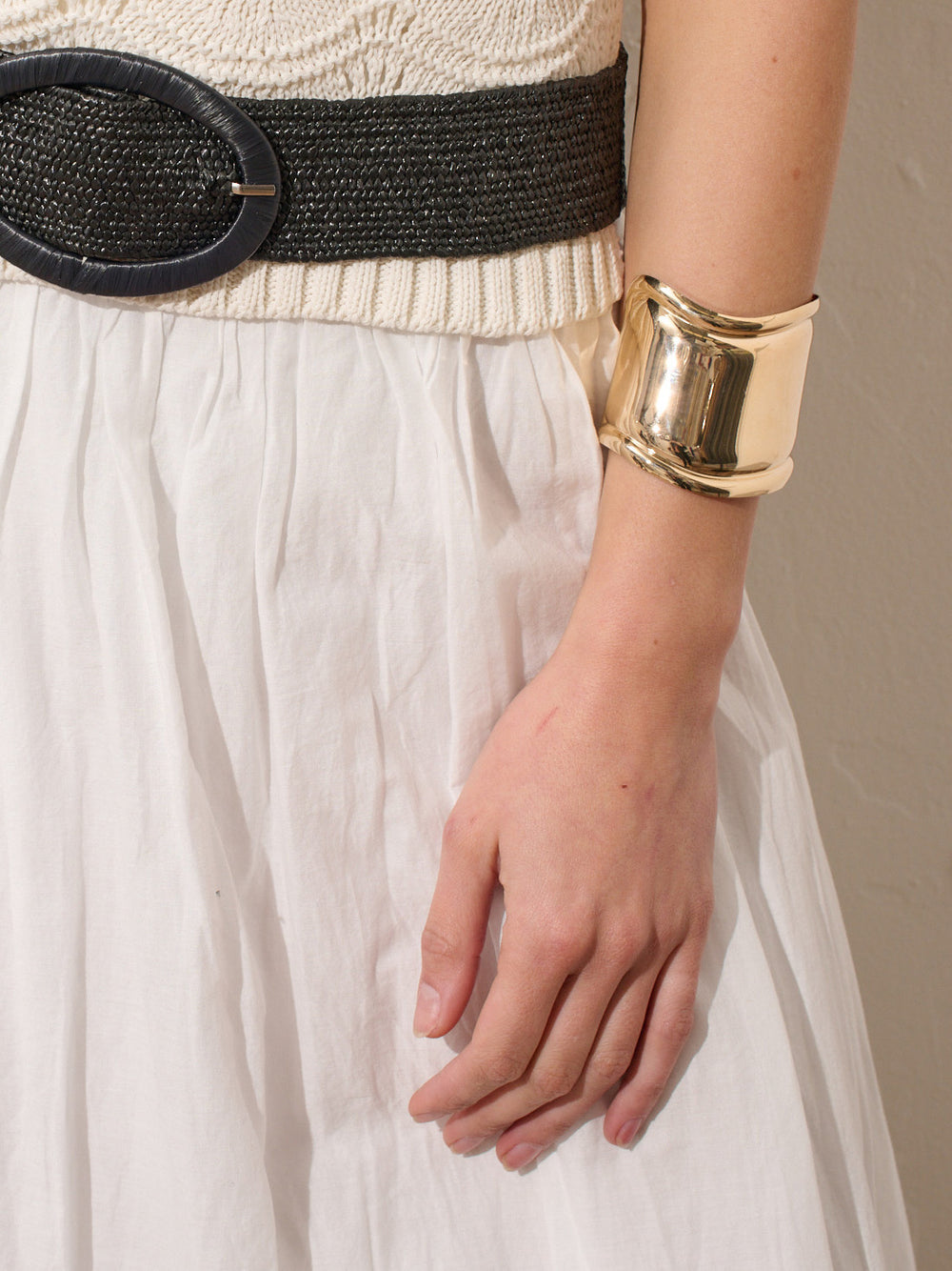 METAL CUFF BANGLE - GOLD